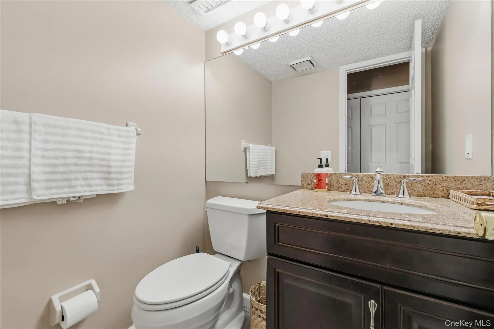 5 Cambridge Court, Fishkill, NY, 2 Bedrooms Bedrooms, 6 Rooms Rooms,2 BathroomsBathrooms,Residential,For Rent,Cambridge,0,1056776 5 Cambridge Court, Fishkill, NY, 2 Bedrooms Bedrooms, 6 Rooms Rooms,2 BathroomsBathrooms,Residential,For Rent,Cambridge,0,1056776