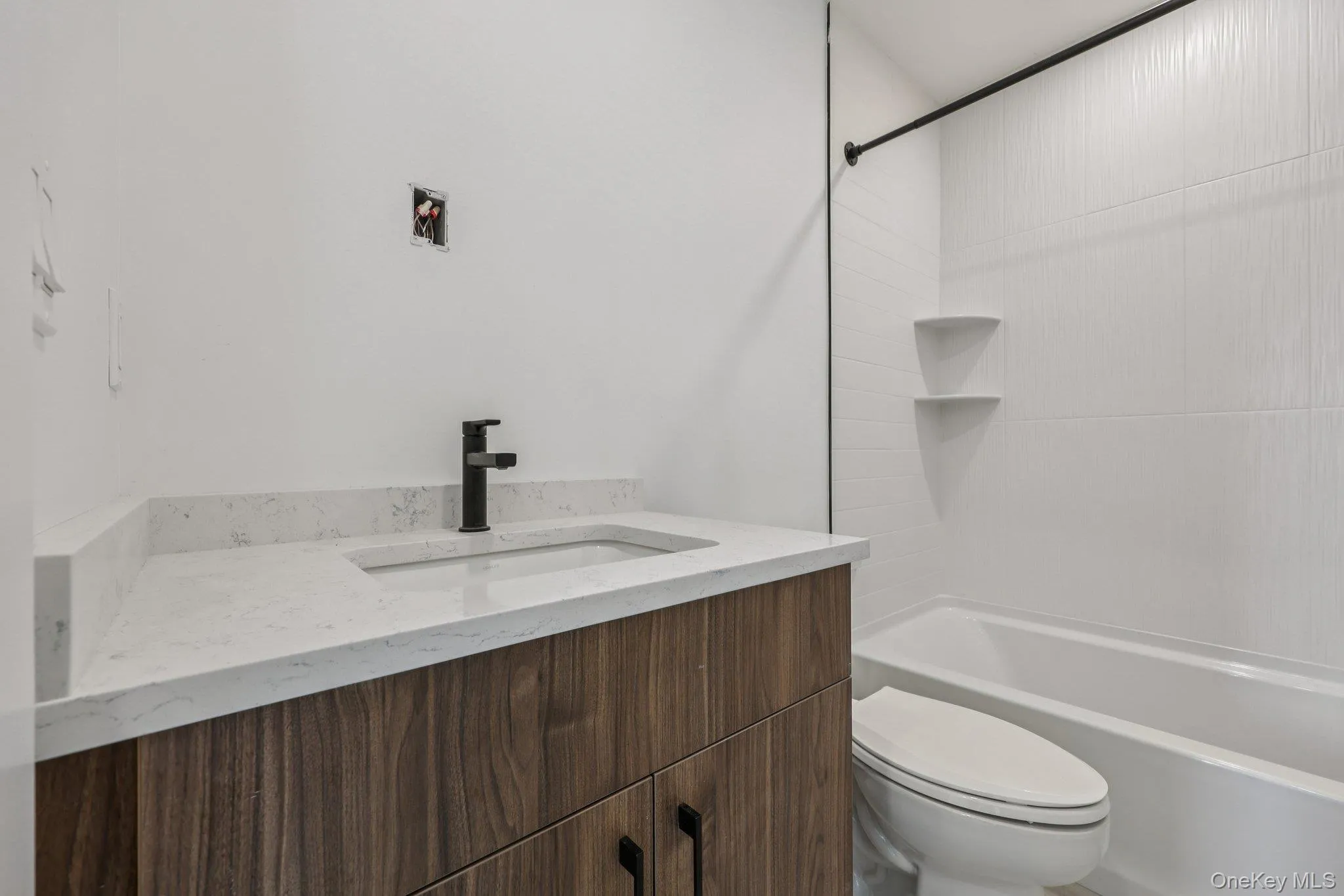 325 Manville Road, Mount Pleasant, NY, 2 Bedrooms Bedrooms, 5 Rooms Rooms,2 BathroomsBathrooms,Residential Lease,For Rent,Manville,0,1056780 325 Manville Road, Mount Pleasant, NY, 2 Bedrooms Bedrooms, 5 Rooms Rooms,2 BathroomsBathrooms,Residential Lease,For Rent,Manville,0,1056780