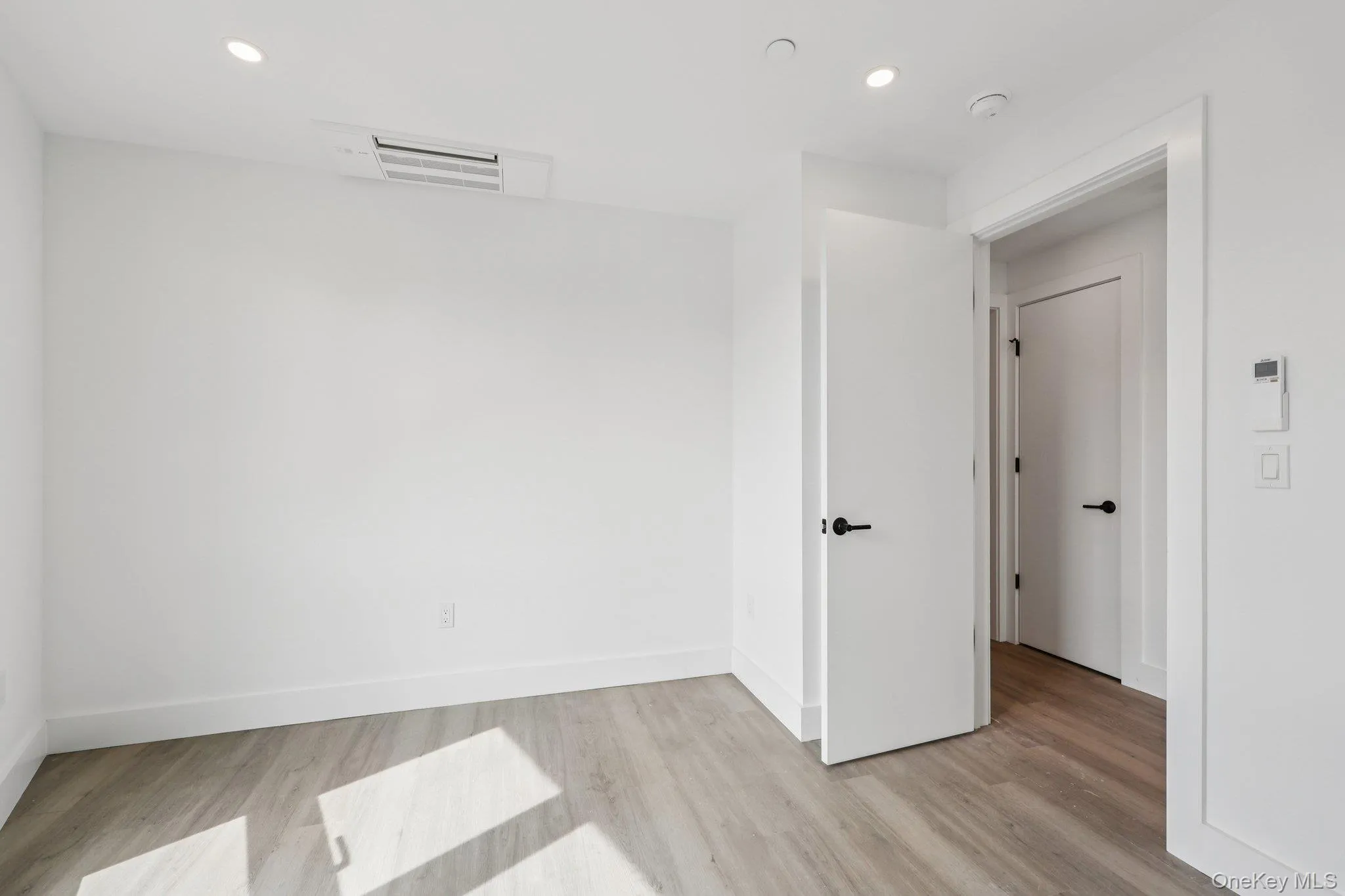 325 Manville Road, Mount Pleasant, NY, 2 Bedrooms Bedrooms, 5 Rooms Rooms,2 BathroomsBathrooms,Residential Lease,For Rent,Manville,0,1056780 325 Manville Road, Mount Pleasant, NY, 2 Bedrooms Bedrooms, 5 Rooms Rooms,2 BathroomsBathrooms,Residential Lease,For Rent,Manville,0,1056780