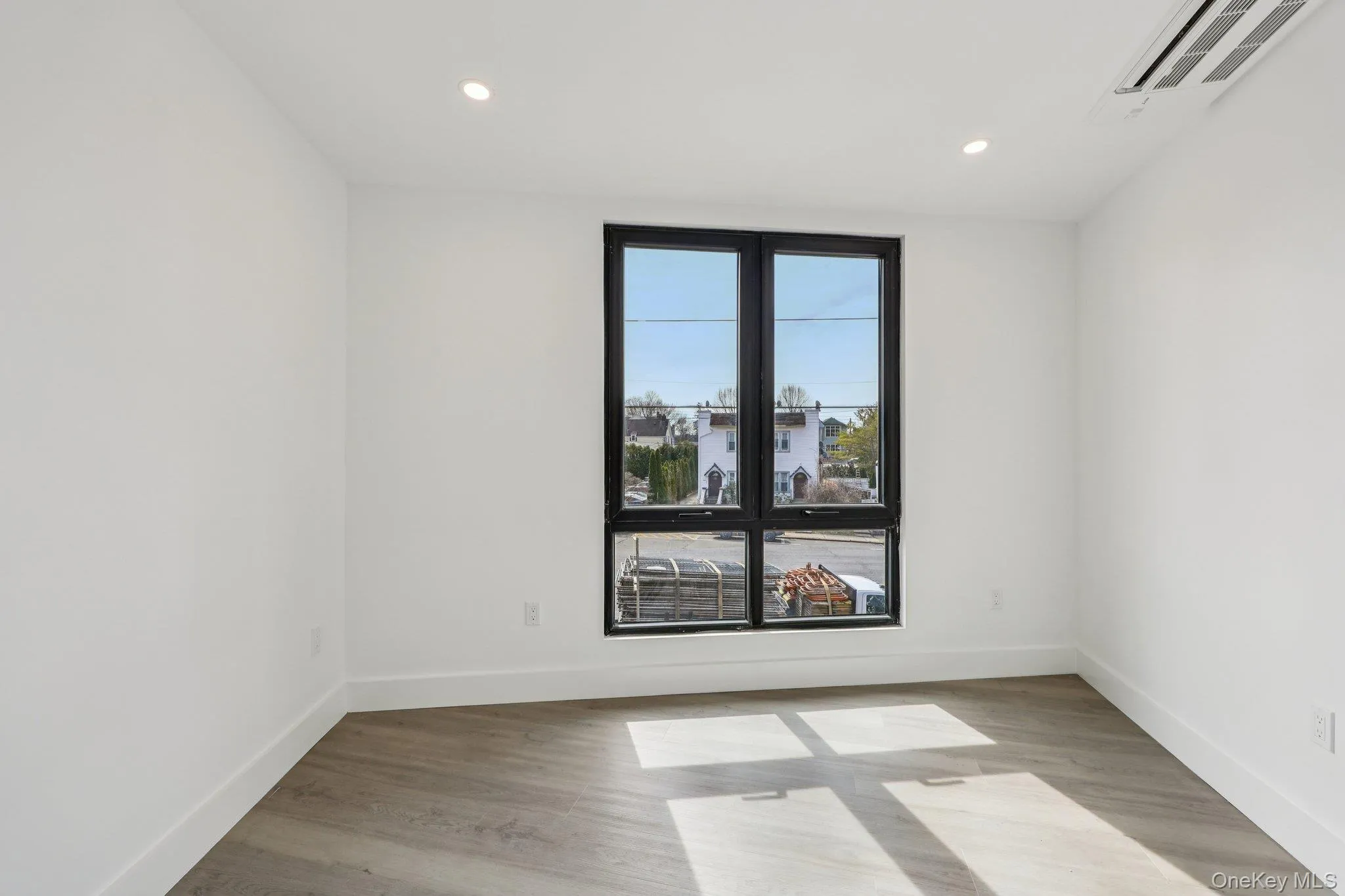 325 Manville Road, Mount Pleasant, NY, 2 Bedrooms Bedrooms, 5 Rooms Rooms,2 BathroomsBathrooms,Residential Lease,For Rent,Manville,0,1056780 325 Manville Road, Mount Pleasant, NY, 2 Bedrooms Bedrooms, 5 Rooms Rooms,2 BathroomsBathrooms,Residential Lease,For Rent,Manville,0,1056780
