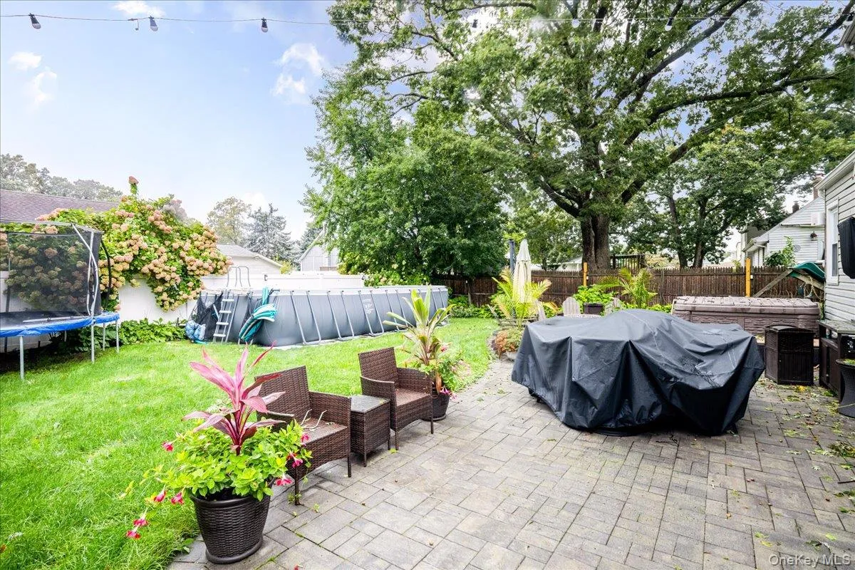 621 Fulton Avenue, Babylon, NY, 5 Bedrooms Bedrooms, 9 Rooms Rooms,2 BathroomsBathrooms,Residential,For Rent,Fulton,0,1056784 621 Fulton Avenue, Babylon, NY, 5 Bedrooms Bedrooms, 9 Rooms Rooms,2 BathroomsBathrooms,Residential,For Rent,Fulton,0,1056784