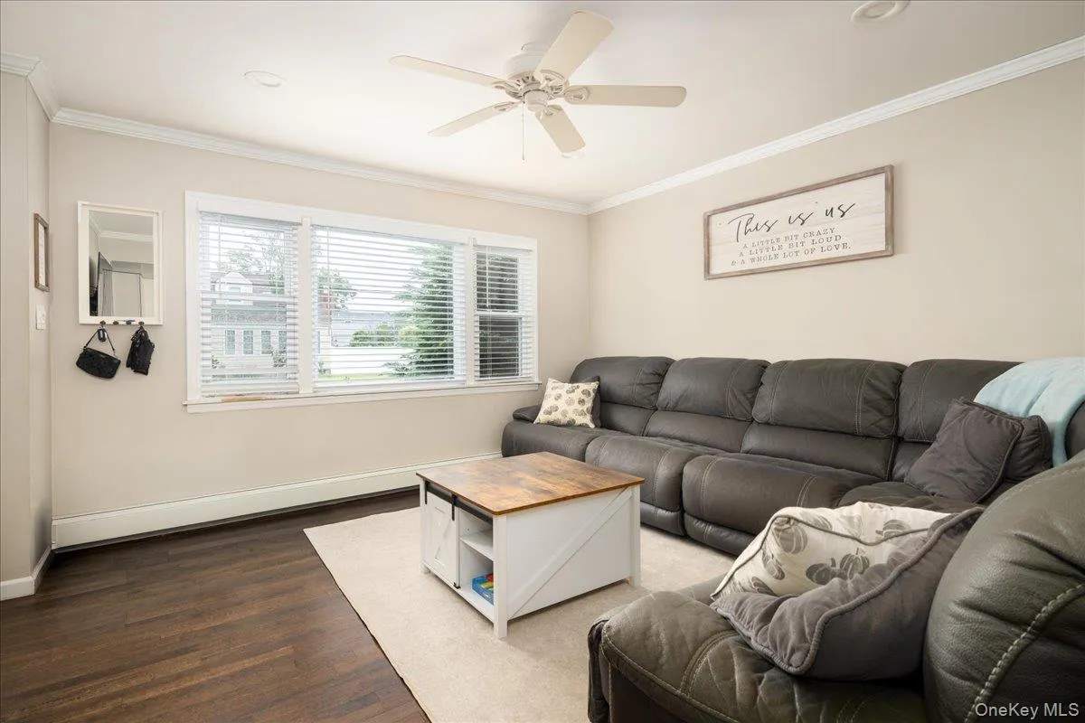 621 Fulton Avenue, Babylon, NY, 5 Bedrooms Bedrooms, 9 Rooms Rooms,2 BathroomsBathrooms,Residential,For Rent,Fulton,0,1056784 621 Fulton Avenue, Babylon, NY, 5 Bedrooms Bedrooms, 9 Rooms Rooms,2 BathroomsBathrooms,Residential,For Rent,Fulton,0,1056784