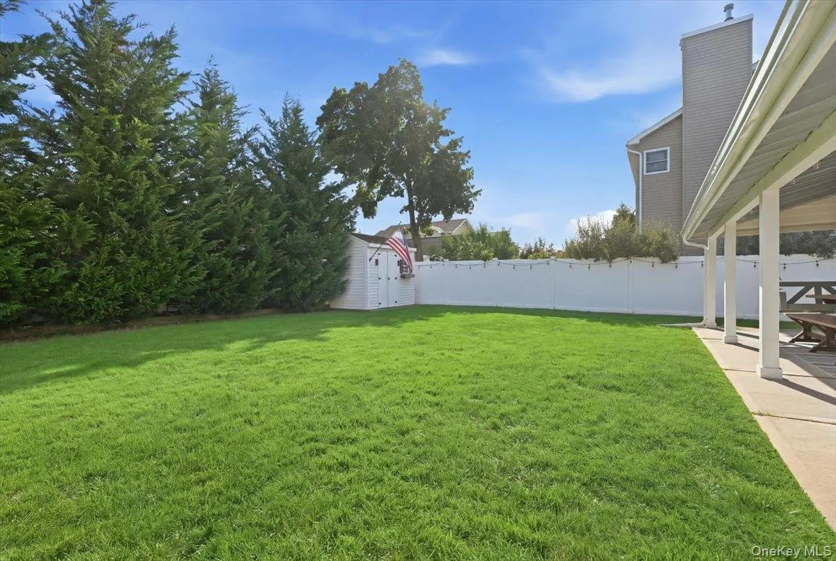 67 Raff Avenue, North Hempstead, NY, 4 Bedrooms Bedrooms, 7 Rooms Rooms,1 BathroomBathrooms,Residential,For Rent,Raff,0,1056787 67 Raff Avenue, North Hempstead, NY, 4 Bedrooms Bedrooms, 7 Rooms Rooms,1 BathroomBathrooms,Residential,For Rent,Raff,0,1056787
