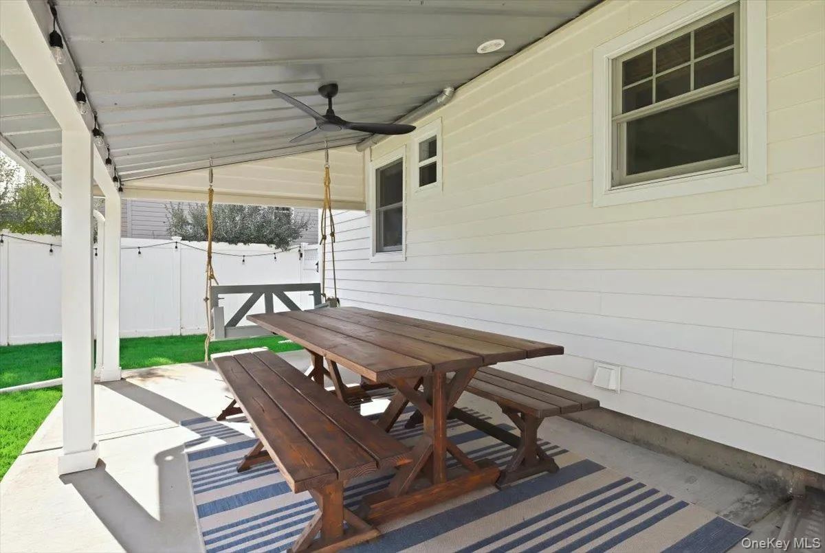 67 Raff Avenue, North Hempstead, NY, 4 Bedrooms Bedrooms, 7 Rooms Rooms,1 BathroomBathrooms,Residential,For Rent,Raff,0,1056787 67 Raff Avenue, North Hempstead, NY, 4 Bedrooms Bedrooms, 7 Rooms Rooms,1 BathroomBathrooms,Residential,For Rent,Raff,0,1056787