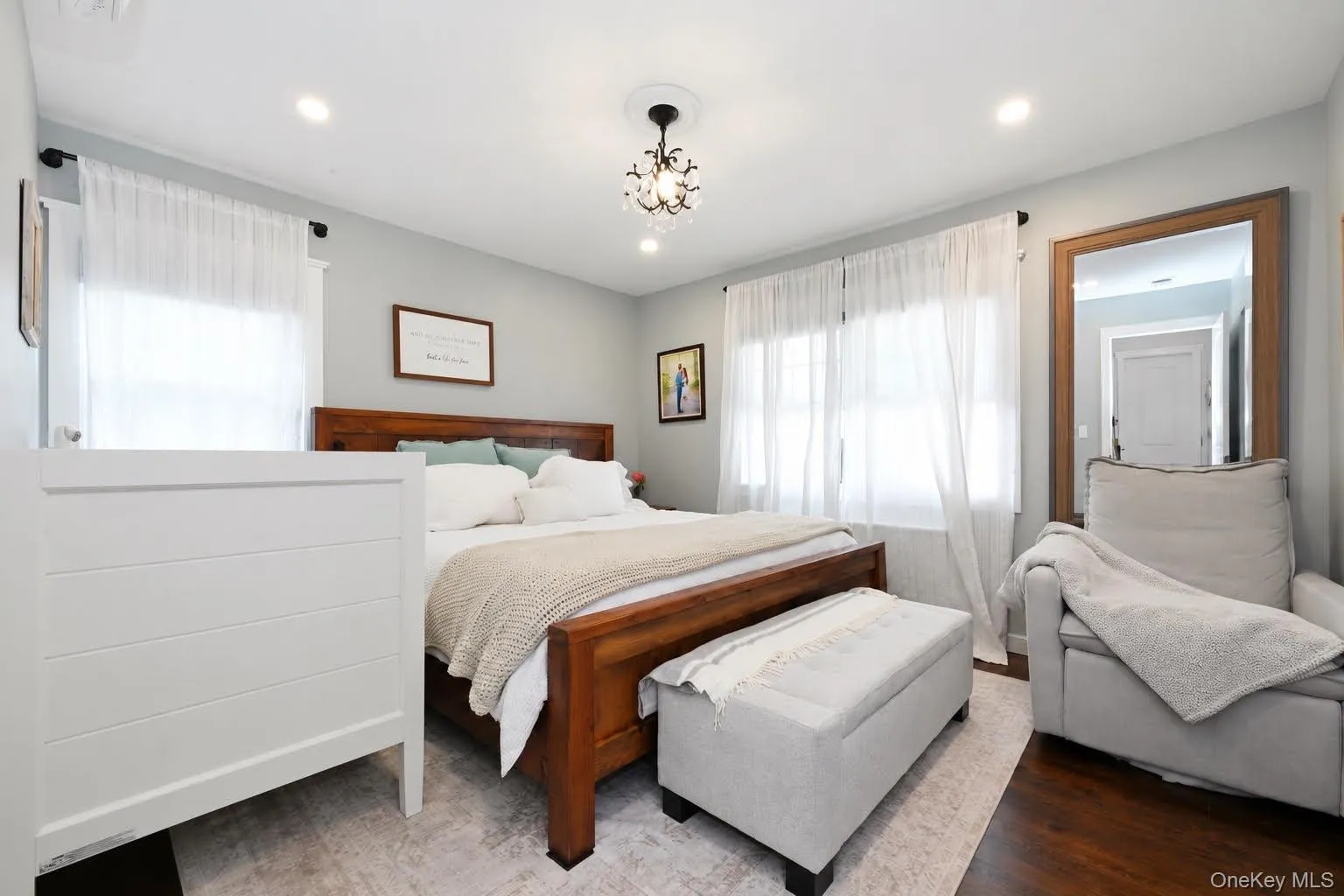 67 Raff Avenue, North Hempstead, NY, 4 Bedrooms Bedrooms, 7 Rooms Rooms,1 BathroomBathrooms,Residential,For Rent,Raff,0,1056787 67 Raff Avenue, North Hempstead, NY, 4 Bedrooms Bedrooms, 7 Rooms Rooms,1 BathroomBathrooms,Residential,For Rent,Raff,0,1056787