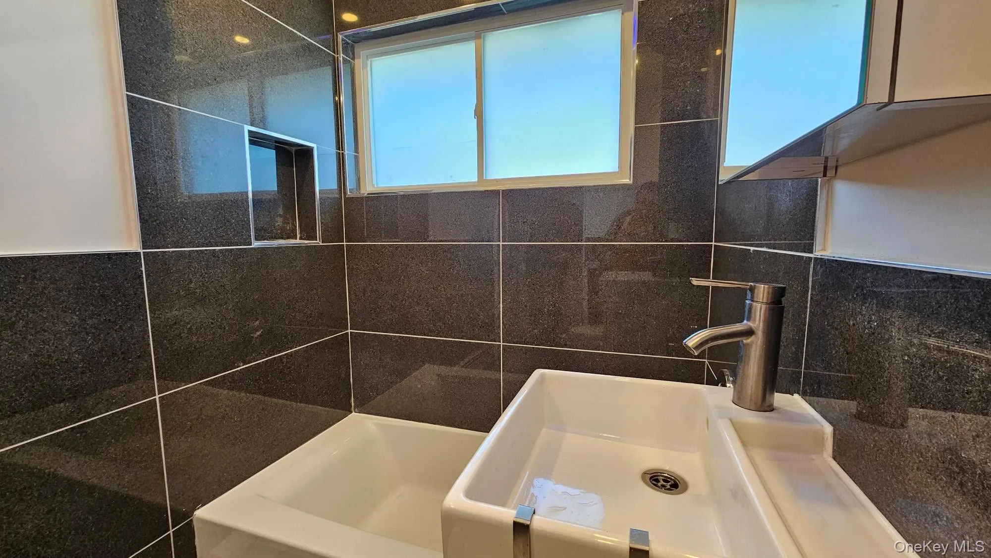 28 Marksman Lane, Hempstead, NY, 4 Bedrooms Bedrooms, 8 Rooms Rooms,2 BathroomsBathrooms,Residential,For Rent,Marksman,0,1056788 28 Marksman Lane, Hempstead, NY, 4 Bedrooms Bedrooms, 8 Rooms Rooms,2 BathroomsBathrooms,Residential,For Rent,Marksman,0,1056788