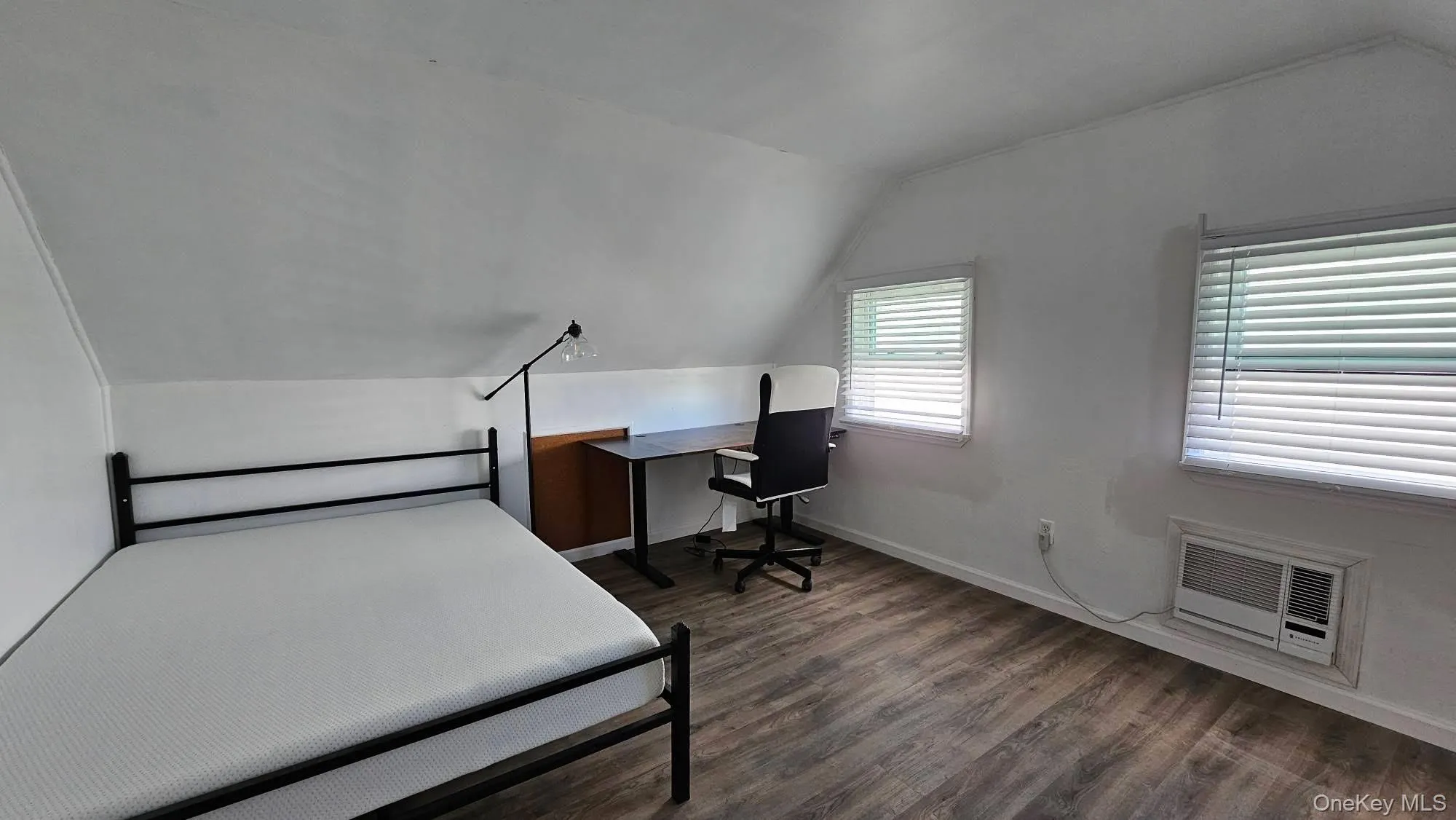 28 Marksman Lane, Hempstead, NY, 4 Bedrooms Bedrooms, 8 Rooms Rooms,2 BathroomsBathrooms,Residential,For Rent,Marksman,0,1056788 28 Marksman Lane, Hempstead, NY, 4 Bedrooms Bedrooms, 8 Rooms Rooms,2 BathroomsBathrooms,Residential,For Rent,Marksman,0,1056788