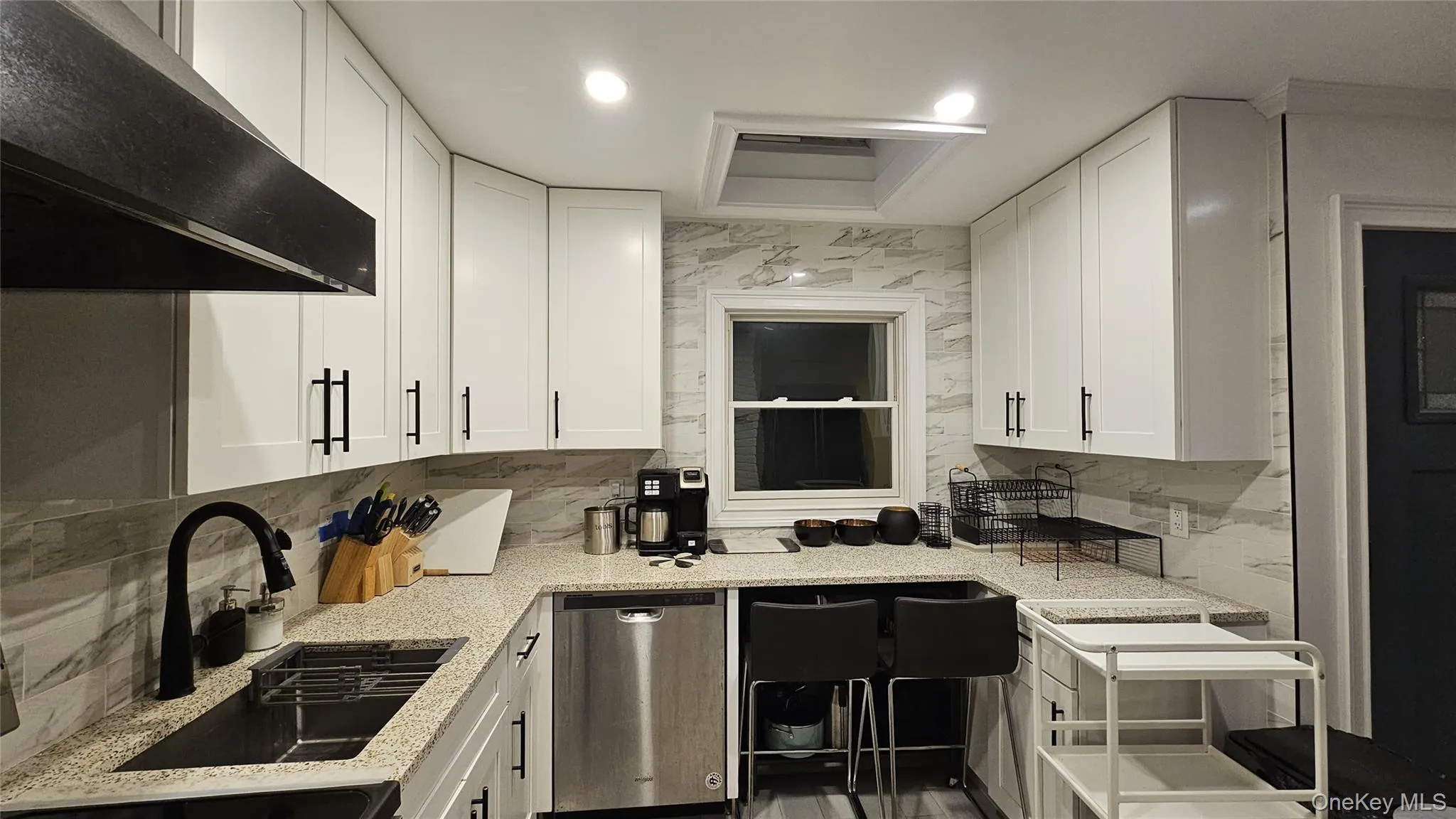 28 Marksman Lane, Hempstead, NY, 4 Bedrooms Bedrooms, 8 Rooms Rooms,2 BathroomsBathrooms,Residential,For Rent,Marksman,0,1056788 28 Marksman Lane, Hempstead, NY, 4 Bedrooms Bedrooms, 8 Rooms Rooms,2 BathroomsBathrooms,Residential,For Rent,Marksman,0,1056788
