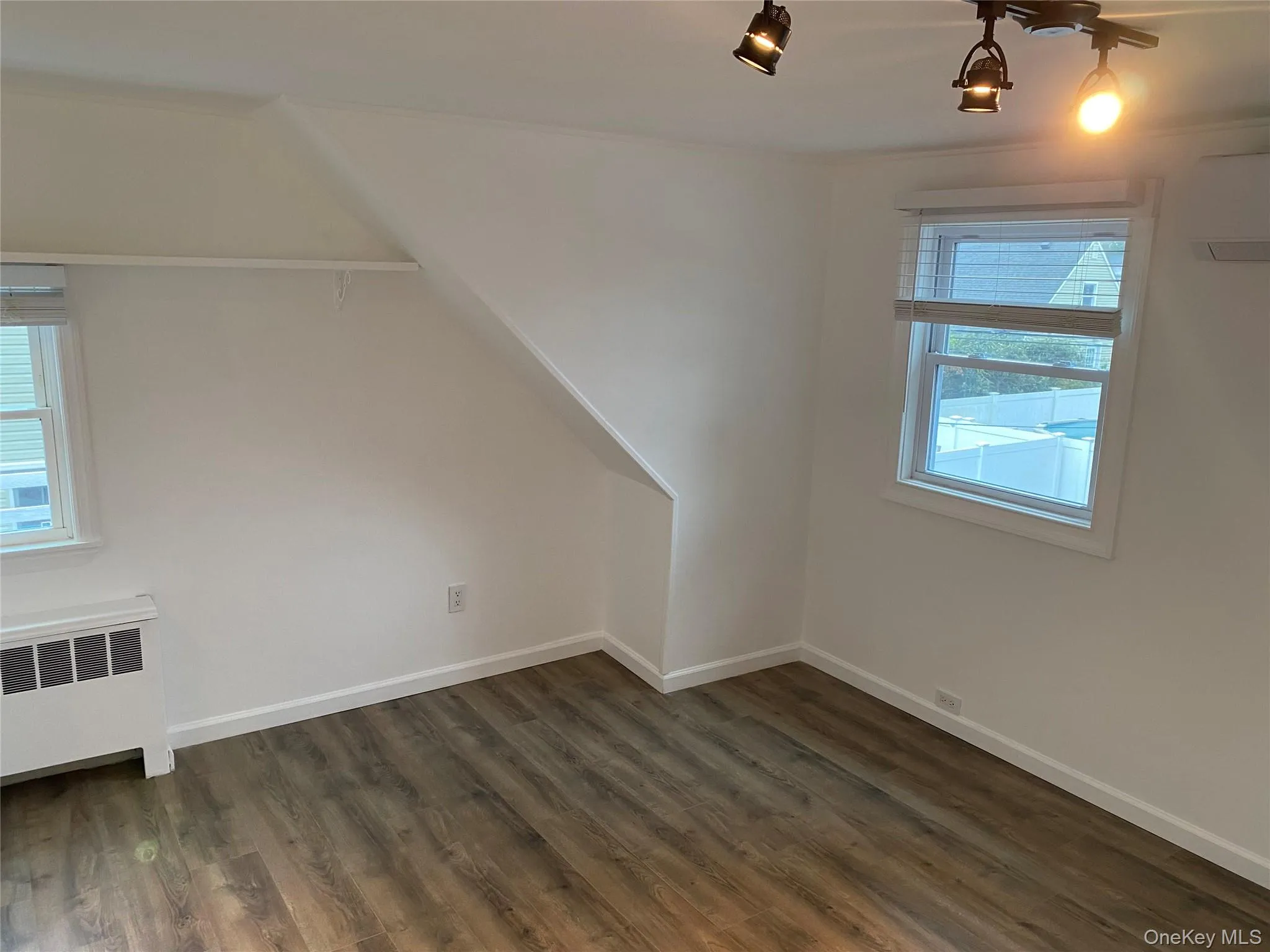28 Marksman Lane, Hempstead, NY, 4 Bedrooms Bedrooms, 8 Rooms Rooms,2 BathroomsBathrooms,Residential,For Rent,Marksman,0,1056788 28 Marksman Lane, Hempstead, NY, 4 Bedrooms Bedrooms, 8 Rooms Rooms,2 BathroomsBathrooms,Residential,For Rent,Marksman,0,1056788