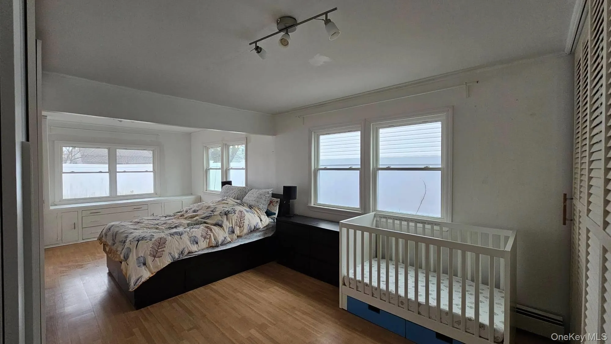 28 Marksman Lane, Hempstead, NY, 4 Bedrooms Bedrooms, 8 Rooms Rooms,2 BathroomsBathrooms,Residential,For Rent,Marksman,0,1056788 28 Marksman Lane, Hempstead, NY, 4 Bedrooms Bedrooms, 8 Rooms Rooms,2 BathroomsBathrooms,Residential,For Rent,Marksman,0,1056788