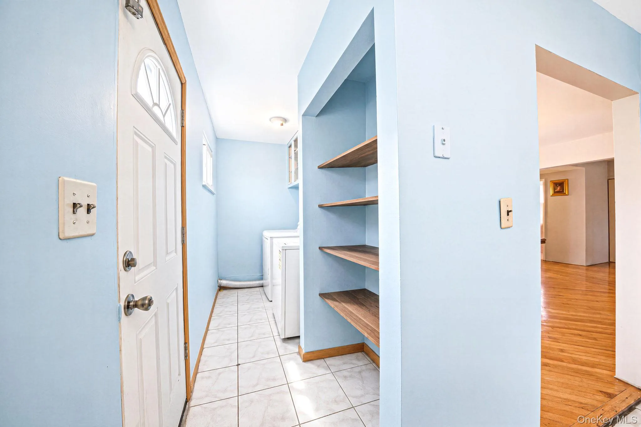29 Sunshine Lane, Babylon, NY, 4 Bedrooms Bedrooms, 8 Rooms Rooms,1 BathroomBathrooms,Residential,For Rent,Sunshine,0,1056791 29 Sunshine Lane, Babylon, NY, 4 Bedrooms Bedrooms, 8 Rooms Rooms,1 BathroomBathrooms,Residential,For Rent,Sunshine,0,1056791