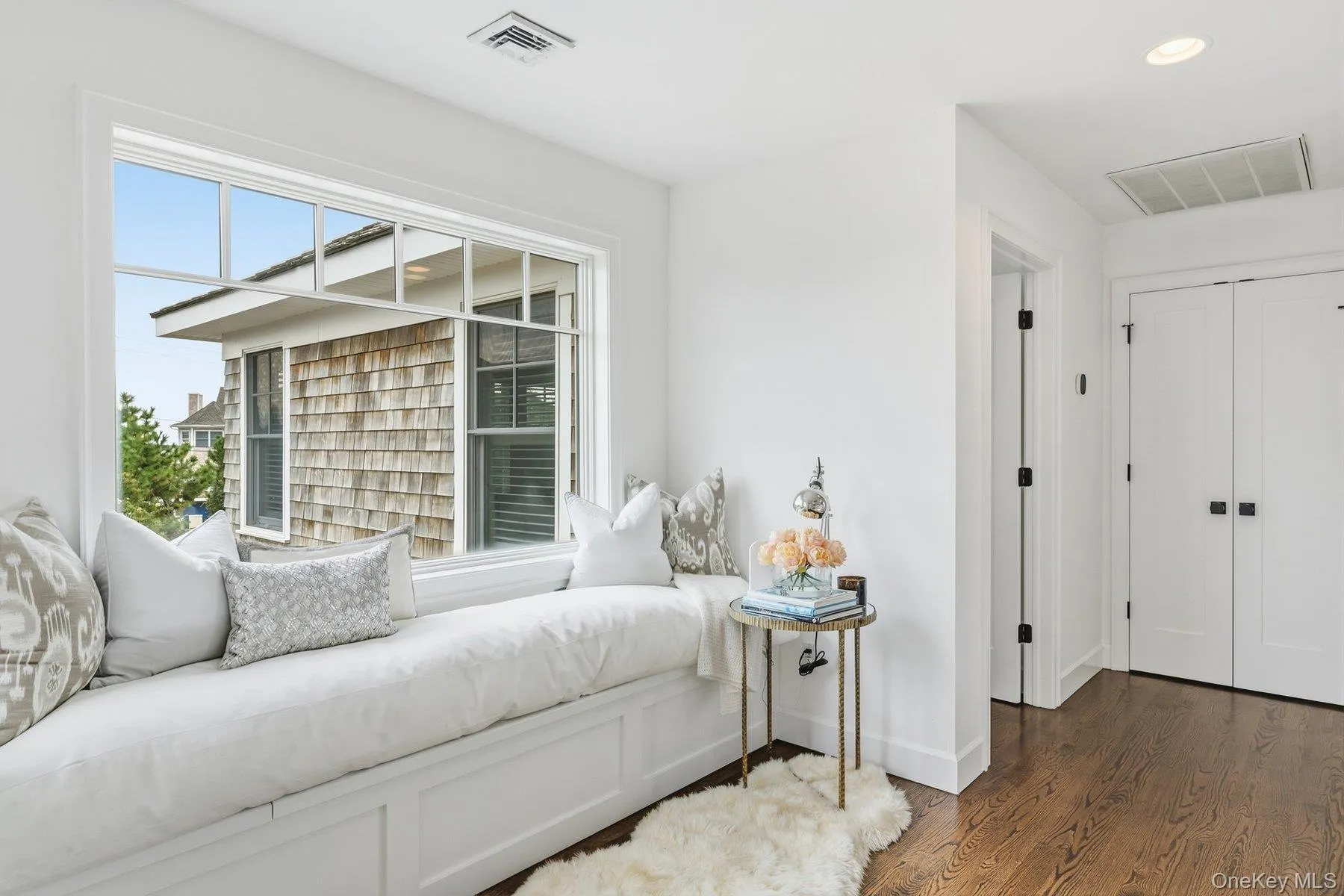 824 Dune Road, Southampton, NY, 5 Bedrooms Bedrooms, 12 Rooms Rooms,4 BathroomsBathrooms,Residential,For Rent,Dune,0,1056794 824 Dune Road, Southampton, NY, 5 Bedrooms Bedrooms, 12 Rooms Rooms,4 BathroomsBathrooms,Residential,For Rent,Dune,0,1056794