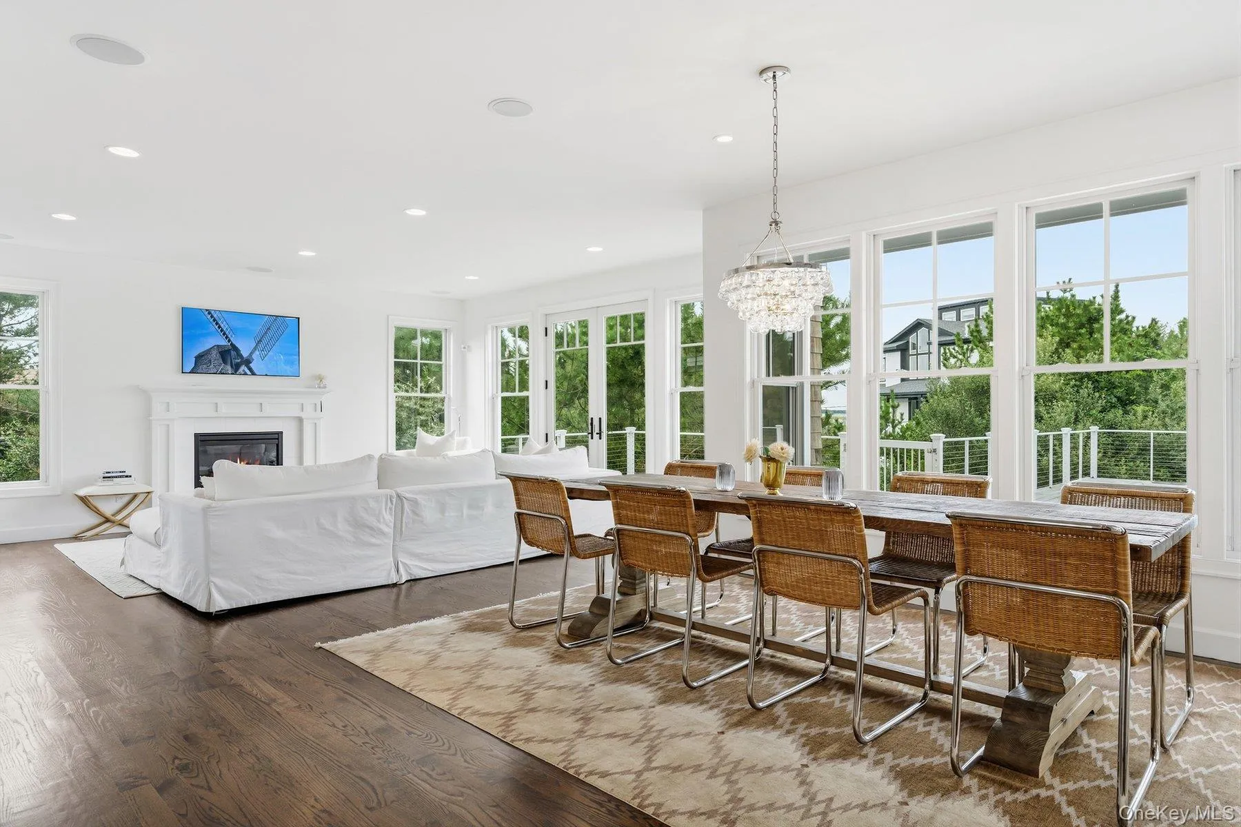 824 Dune Road, Southampton, NY, 5 Bedrooms Bedrooms, 12 Rooms Rooms,4 BathroomsBathrooms,Residential,For Rent,Dune,0,1056794 824 Dune Road, Southampton, NY, 5 Bedrooms Bedrooms, 12 Rooms Rooms,4 BathroomsBathrooms,Residential,For Rent,Dune,0,1056794