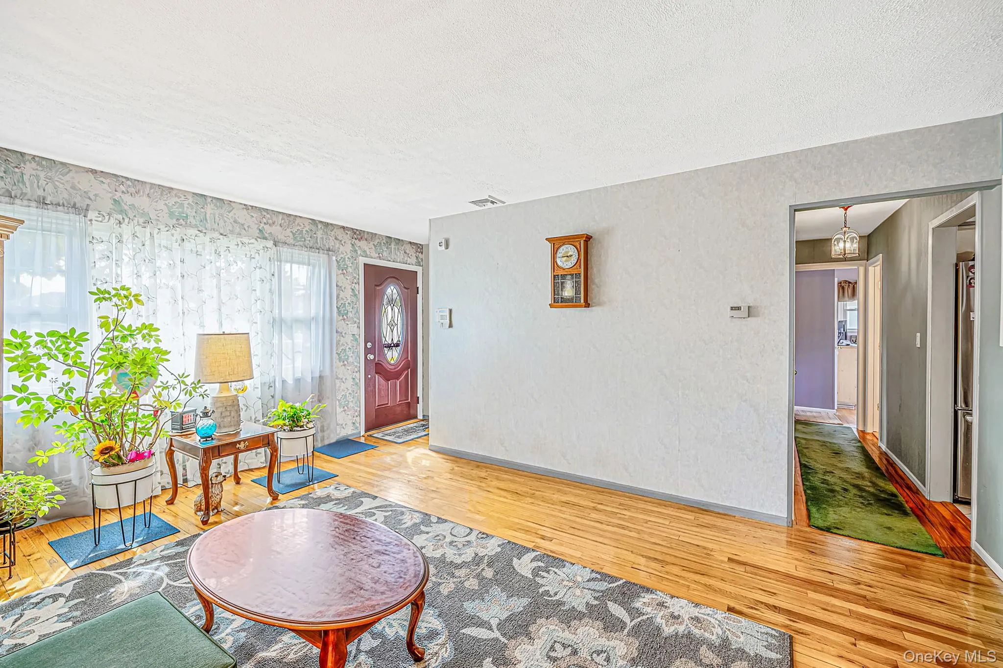 3 Gale Road, Islip, NY, 4 Bedrooms Bedrooms, 11 Rooms Rooms,2 BathroomsBathrooms,Residential,For Rent,Gale,0,1056810 3 Gale Road, Islip, NY, 4 Bedrooms Bedrooms, 11 Rooms Rooms,2 BathroomsBathrooms,Residential,For Rent,Gale,0,1056810