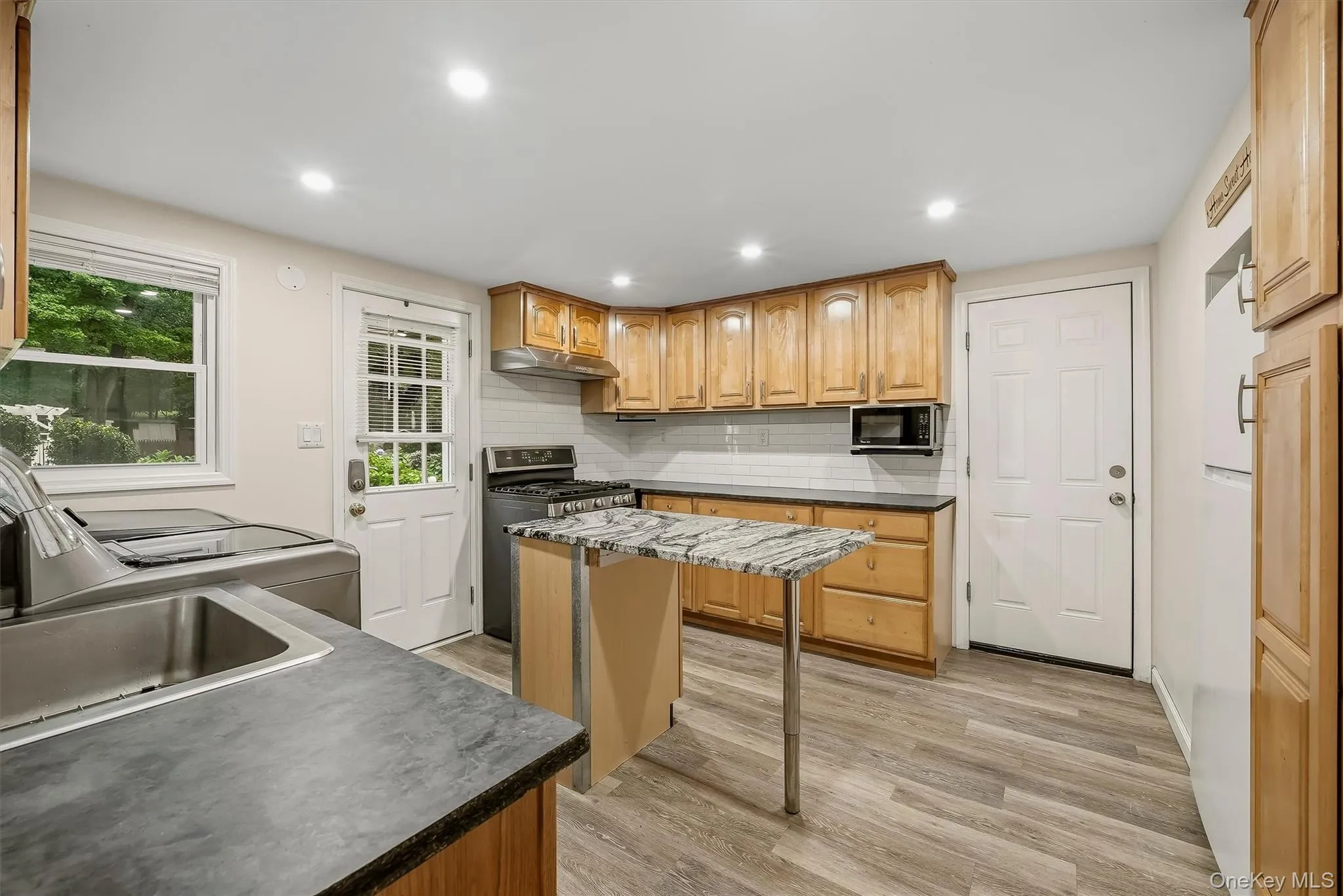 104 Airmont Road, Ramapo, NY, 4 Bedrooms Bedrooms, 13 Rooms Rooms,3 BathroomsBathrooms,Residential,For Rent,Airmont,0,1056813 104 Airmont Road, Ramapo, NY, 4 Bedrooms Bedrooms, 13 Rooms Rooms,3 BathroomsBathrooms,Residential,For Rent,Airmont,0,1056813