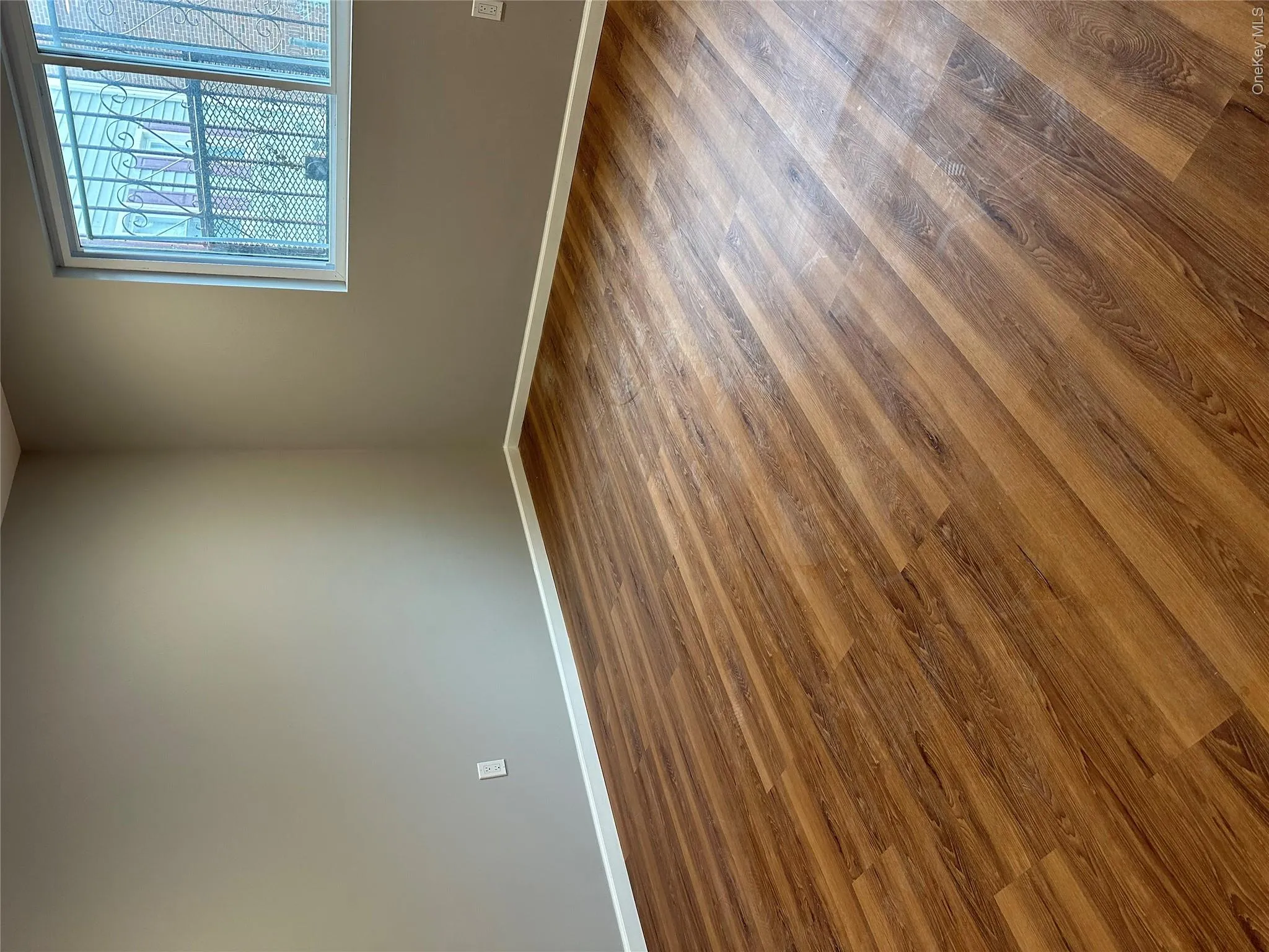 4057 Barnes Avenue, New York, NY, 2 Bedroom Bedrooms, 5 Room Rooms,1 BathroomBathrooms,Residential Lease,For Rent,Barnes,0,1056816 4057 Barnes Avenue, New York, NY, 2 Bedroom Bedrooms, 5 Room Rooms,1 BathroomBathrooms,Residential Lease,For Rent,Barnes,0,1056816