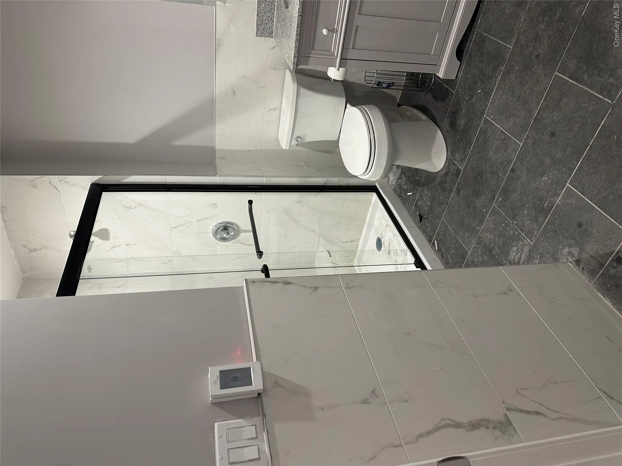 4057 Barnes Avenue, New York, NY, 2 Bedroom Bedrooms, 5 Room Rooms,1 BathroomBathrooms,Residential Lease,For Rent,Barnes,0,1056816 4057 Barnes Avenue, New York, NY, 2 Bedroom Bedrooms, 5 Room Rooms,1 BathroomBathrooms,Residential Lease,For Rent,Barnes,0,1056816