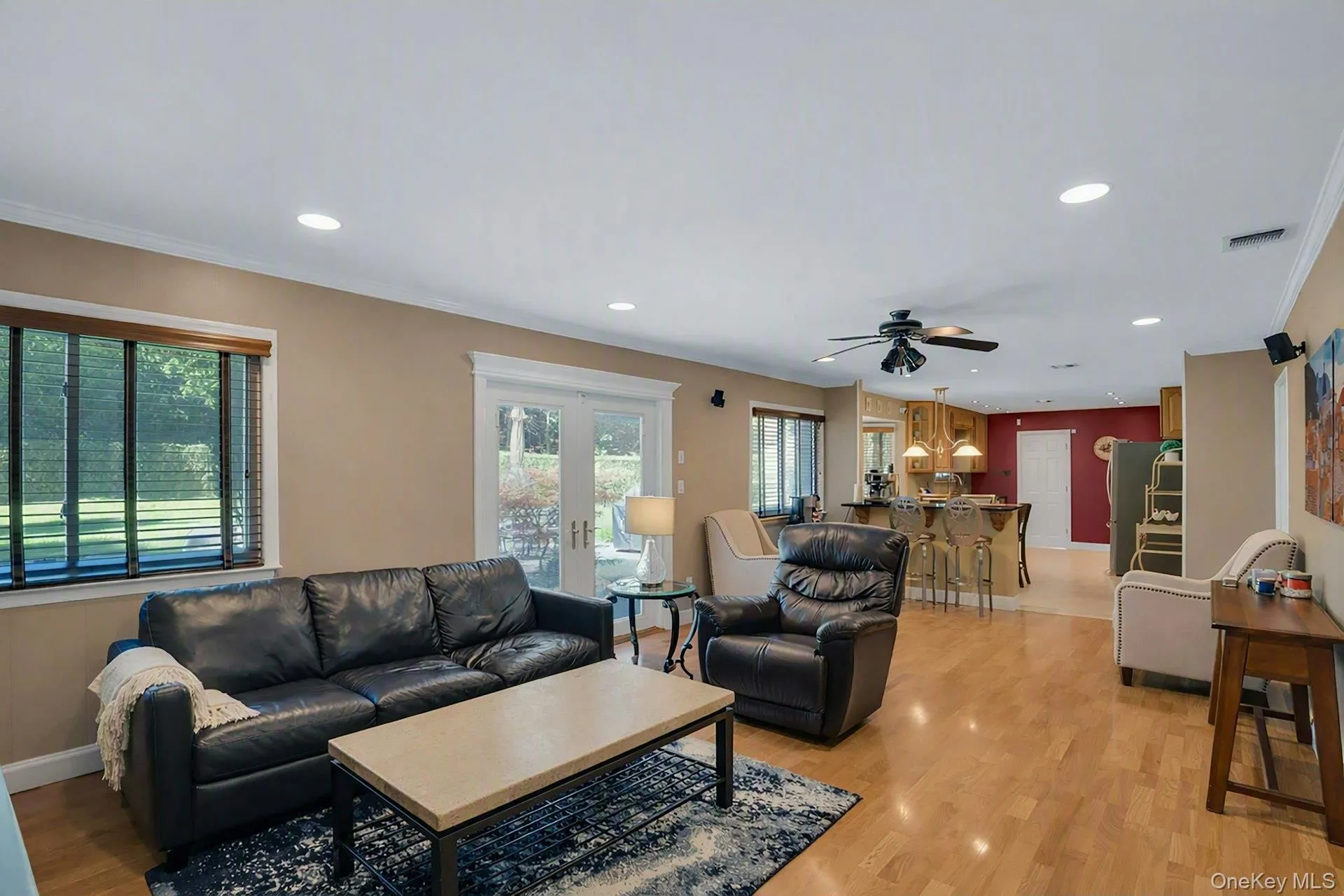 Open concept into the kitchen. Open concept into the kitchen.