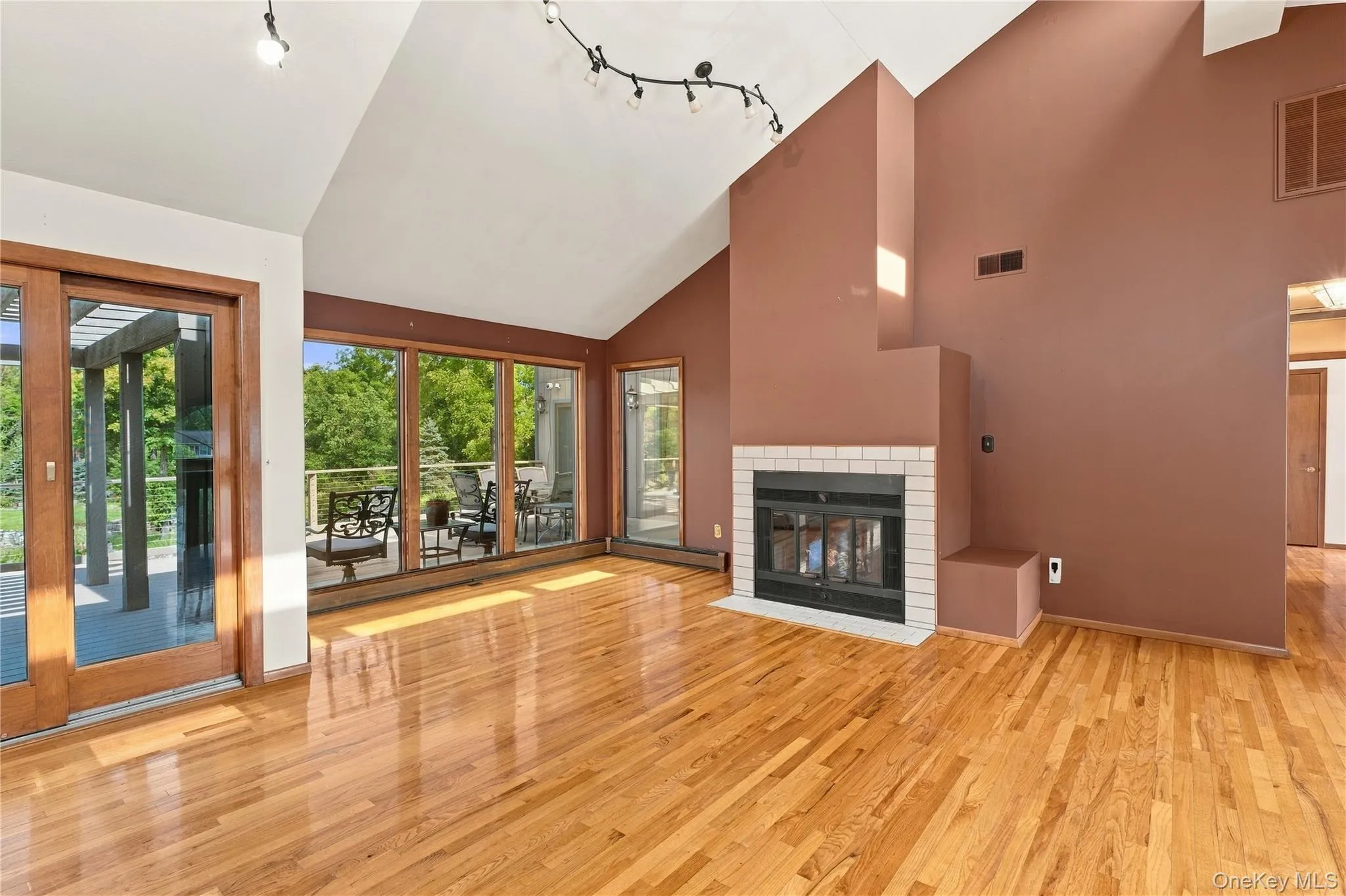 6 Flower Road, East Fishkill, NY, 4 Bedrooms Bedrooms, 9 Rooms Rooms,3 BathroomsBathrooms,Residential,For Rent,Flower,0,1056823 6 Flower Road, East Fishkill, NY, 4 Bedrooms Bedrooms, 9 Rooms Rooms,3 BathroomsBathrooms,Residential,For Rent,Flower,0,1056823