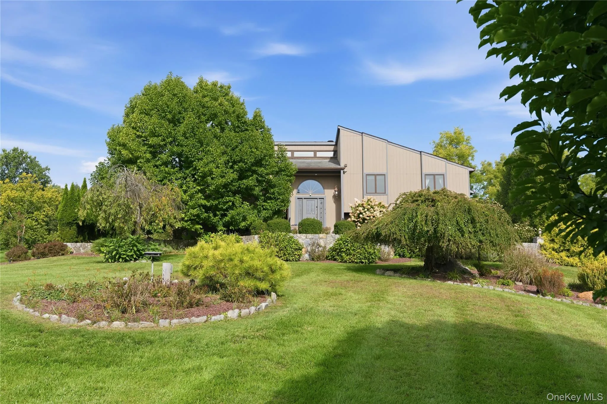 6 Flower Road, East Fishkill, NY, 4 Bedrooms Bedrooms, 9 Rooms Rooms,3 BathroomsBathrooms,Residential,For Rent,Flower,0,1056823 6 Flower Road, East Fishkill, NY, 4 Bedrooms Bedrooms, 9 Rooms Rooms,3 BathroomsBathrooms,Residential,For Rent,Flower,0,1056823