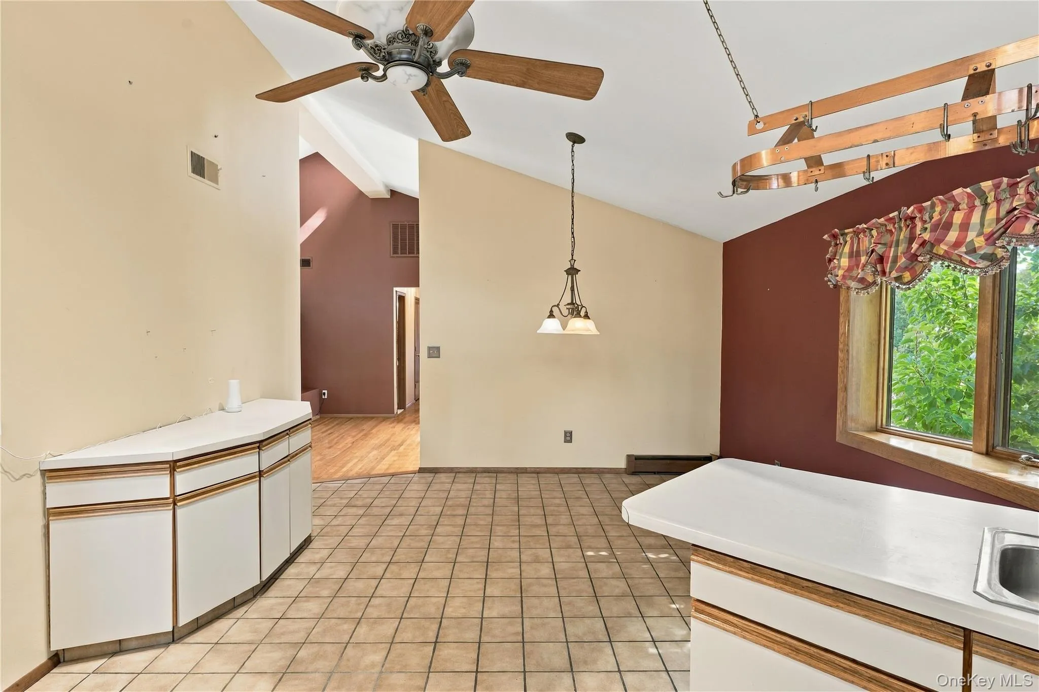 6 Flower Road, East Fishkill, NY, 4 Bedrooms Bedrooms, 9 Rooms Rooms,3 BathroomsBathrooms,Residential,For Rent,Flower,0,1056823 6 Flower Road, East Fishkill, NY, 4 Bedrooms Bedrooms, 9 Rooms Rooms,3 BathroomsBathrooms,Residential,For Rent,Flower,0,1056823