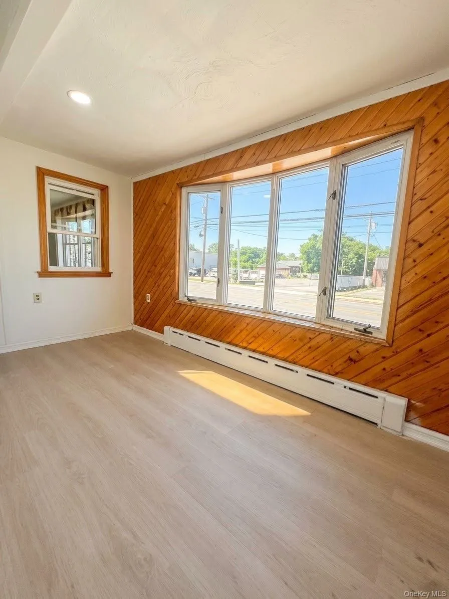 249 Macquesten Parkway, Mount Vernon, NY, 3 Bedroom Bedrooms, 6 Room Rooms,1 BathroomBathrooms,Residential Lease,For Rent,Macquesten,0,1056825 249 Macquesten Parkway, Mount Vernon, NY, 3 Bedroom Bedrooms, 6 Room Rooms,1 BathroomBathrooms,Residential Lease,For Rent,Macquesten,0,1056825