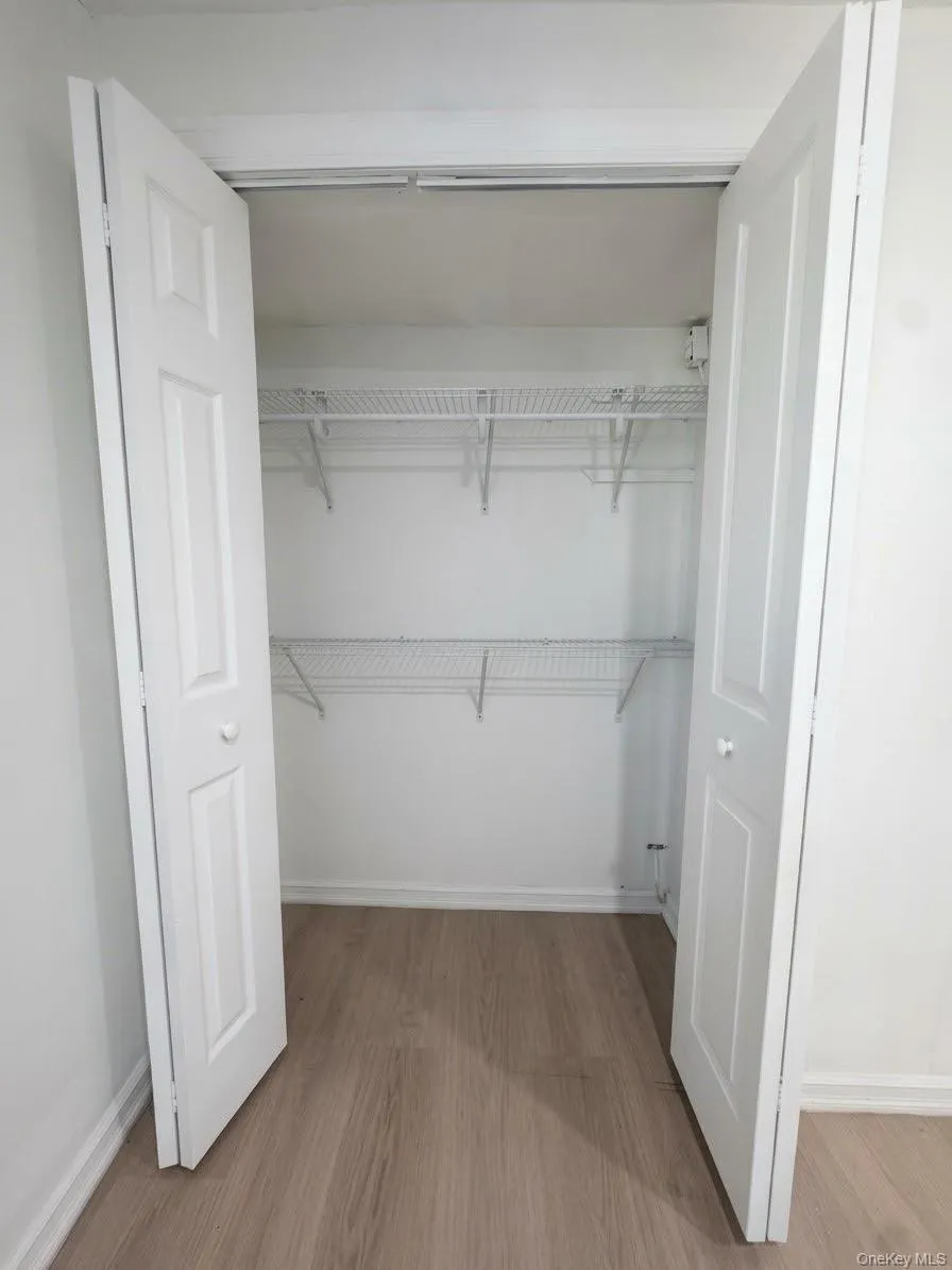 249 Macquesten Parkway, Mount Vernon, NY, 3 Bedroom Bedrooms, 6 Room Rooms,1 BathroomBathrooms,Residential Lease,For Rent,Macquesten,0,1056825 249 Macquesten Parkway, Mount Vernon, NY, 3 Bedroom Bedrooms, 6 Room Rooms,1 BathroomBathrooms,Residential Lease,For Rent,Macquesten,0,1056825