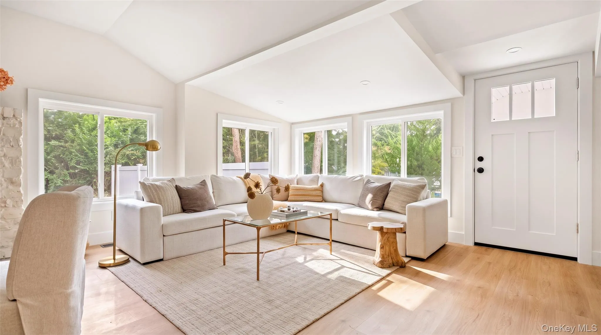 8 Woodlawn Avenue, Brookhaven, NY, 3 Bedrooms Bedrooms, 5 Rooms Rooms,1 BathroomBathrooms,Residential,For Rent,Woodlawn,0,1056826 8 Woodlawn Avenue, Brookhaven, NY, 3 Bedrooms Bedrooms, 5 Rooms Rooms,1 BathroomBathrooms,Residential,For Rent,Woodlawn,0,1056826