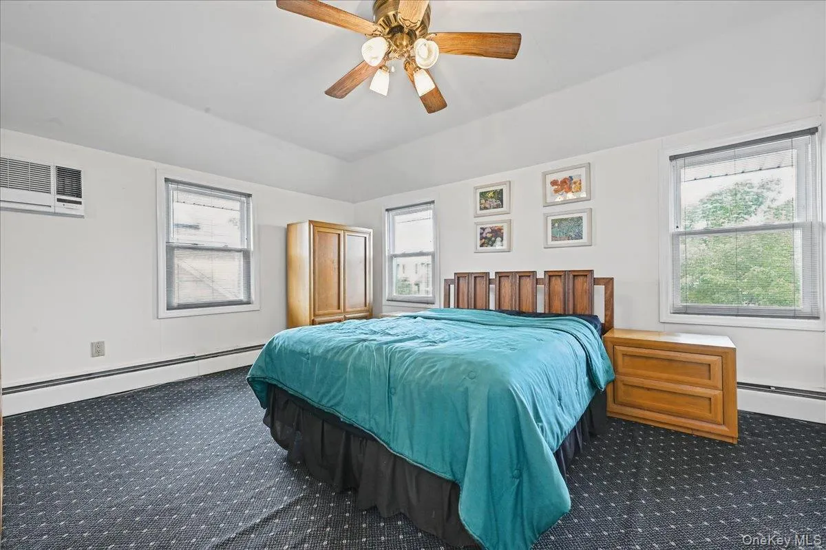309 Frederick Avenue, Hempstead, NY, 2 Bedrooms Bedrooms, 6 Rooms Rooms,1 BathroomBathrooms,Residential,For Rent,Frederick,0,1056828 309 Frederick Avenue, Hempstead, NY, 2 Bedrooms Bedrooms, 6 Rooms Rooms,1 BathroomBathrooms,Residential,For Rent,Frederick,0,1056828
