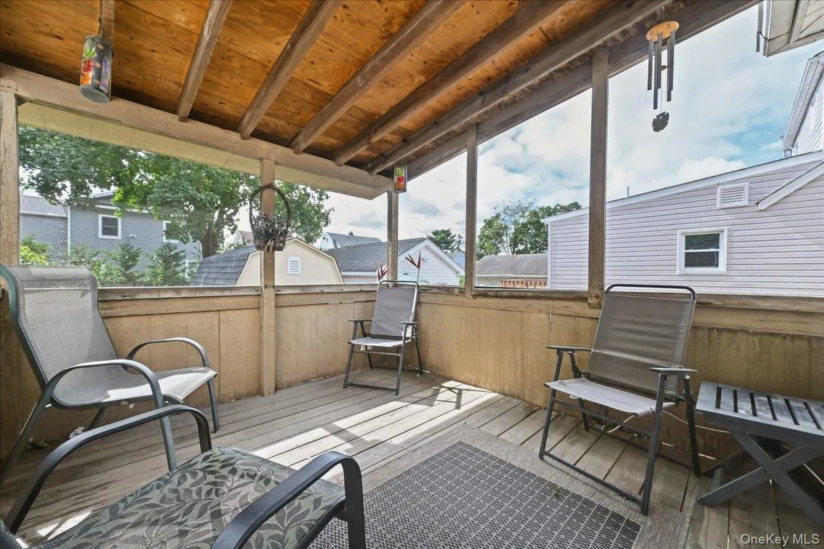 309 Frederick Avenue, Hempstead, NY, 2 Bedrooms Bedrooms, 6 Rooms Rooms,1 BathroomBathrooms,Residential,For Rent,Frederick,0,1056828 309 Frederick Avenue, Hempstead, NY, 2 Bedrooms Bedrooms, 6 Rooms Rooms,1 BathroomBathrooms,Residential,For Rent,Frederick,0,1056828