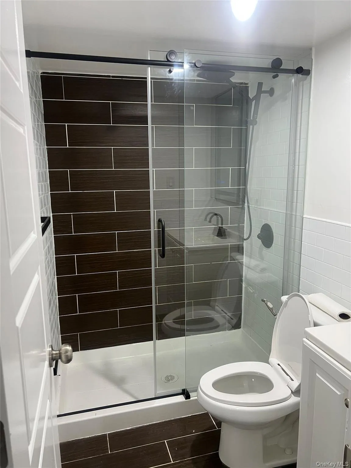 334 Bradford, New York, NY, 1 Bedroom Bedrooms, 3 Room Rooms,1 BathroomBathrooms,Residential Lease,For Rent,Bradford,0,1056829 334 Bradford, New York, NY, 1 Bedroom Bedrooms, 3 Room Rooms,1 BathroomBathrooms,Residential Lease,For Rent,Bradford,0,1056829