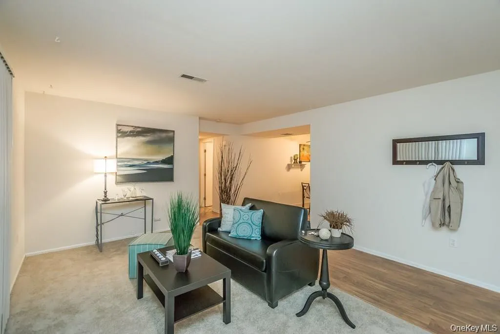 18 Revere Drive, Middletown, NY, 3 Bedrooms Bedrooms, 5 Rooms Rooms,2 BathroomsBathrooms,Residential,For Rent,Revere,0,1056833 18 Revere Drive, Middletown, NY, 3 Bedrooms Bedrooms, 5 Rooms Rooms,2 BathroomsBathrooms,Residential,For Rent,Revere,0,1056833