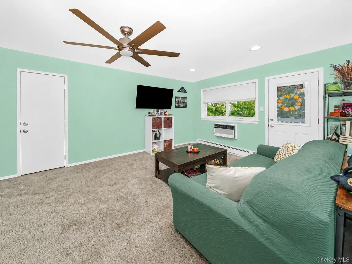 61 Adams, Islip, NY, 1 Bedroom Bedrooms, 4 Rooms Rooms,1 BathroomBathrooms,Residential,For Rent,Adams,0,1056836 61 Adams, Islip, NY, 1 Bedroom Bedrooms, 4 Rooms Rooms,1 BathroomBathrooms,Residential,For Rent,Adams,0,1056836