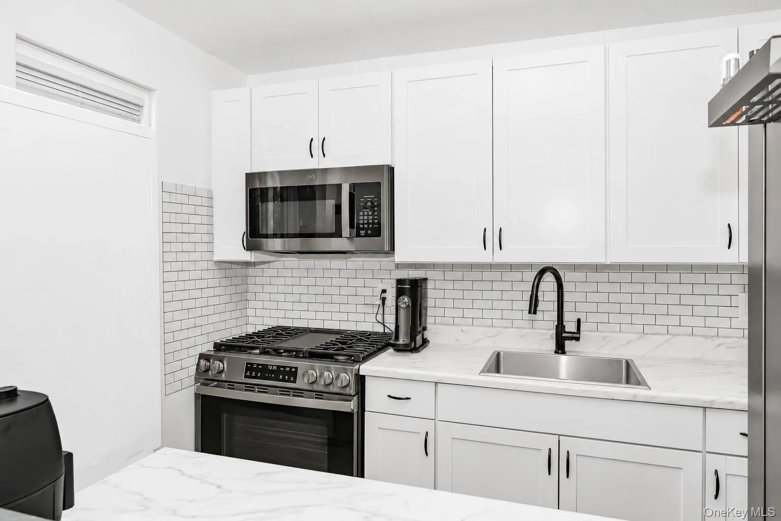 61 Adams, Islip, NY, 1 Bedroom Bedrooms, 4 Rooms Rooms,1 BathroomBathrooms,Residential,For Rent,Adams,0,1056836 61 Adams, Islip, NY, 1 Bedroom Bedrooms, 4 Rooms Rooms,1 BathroomBathrooms,Residential,For Rent,Adams,0,1056836