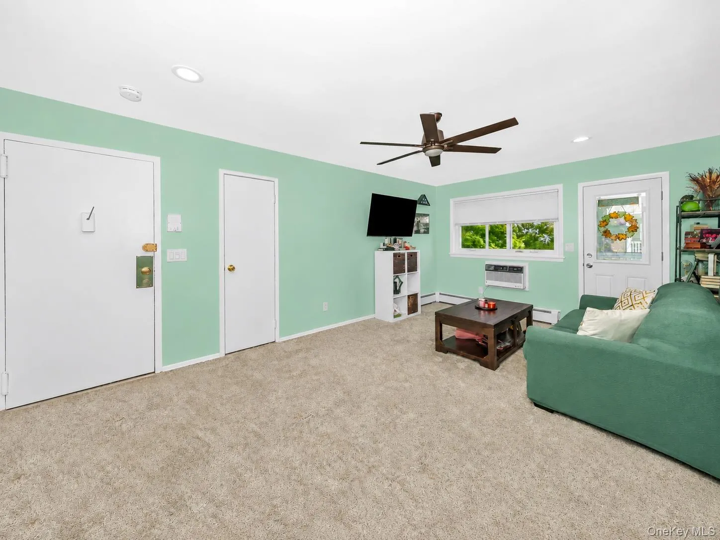 61 Adams, Islip, NY, 1 Bedroom Bedrooms, 4 Rooms Rooms,1 BathroomBathrooms,Residential,For Rent,Adams,0,1056836 61 Adams, Islip, NY, 1 Bedroom Bedrooms, 4 Rooms Rooms,1 BathroomBathrooms,Residential,For Rent,Adams,0,1056836