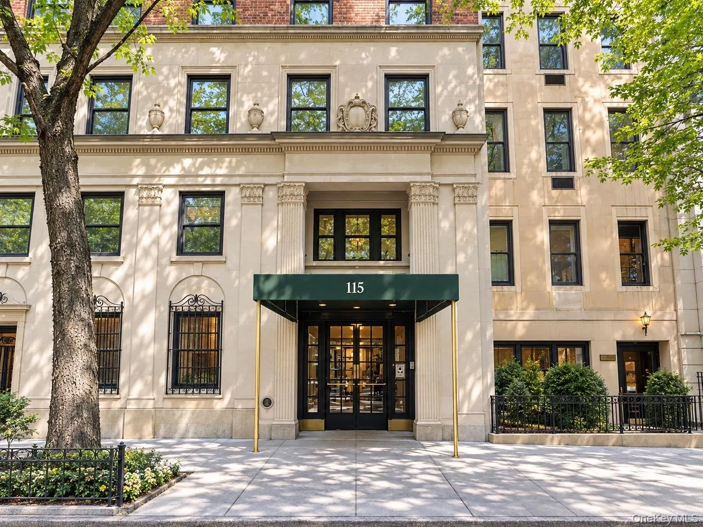 115 E 61ST, New York, NY, 7 Rooms Rooms,1 BathroomBathrooms,Residential,For Rent,E 61ST,0,1056837 115 E 61ST, New York, NY, 7 Rooms Rooms,1 BathroomBathrooms,Residential,For Rent,E 61ST,0,1056837