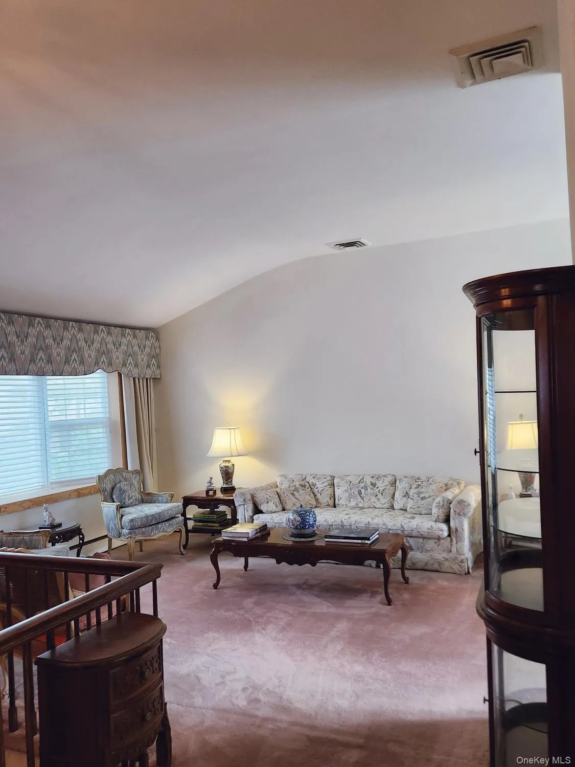 7 Bertlee Drive, Huntington, NY, 4 Bedrooms Bedrooms, 10 Rooms Rooms,2 BathroomsBathrooms,Residential,For Rent,Bertlee,0,1056839 7 Bertlee Drive, Huntington, NY, 4 Bedrooms Bedrooms, 10 Rooms Rooms,2 BathroomsBathrooms,Residential,For Rent,Bertlee,0,1056839