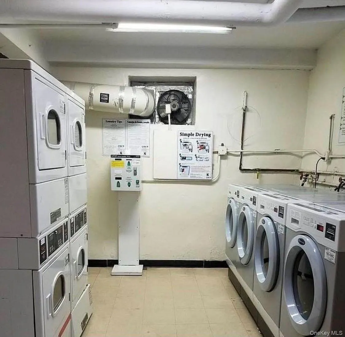 89-20 55th Avenue, New York, NY, 2 Bedrooms Bedrooms, 3 Rooms Rooms,1 BathroomBathrooms,Residential Lease,For Rent,55th,0,1056840 89-20 55th Avenue, New York, NY, 2 Bedrooms Bedrooms, 3 Rooms Rooms,1 BathroomBathrooms,Residential Lease,For Rent,55th,0,1056840