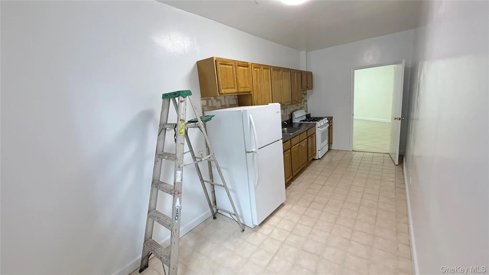 89-20 55th Avenue, New York, NY, 2 Bedrooms Bedrooms, 3 Rooms Rooms,1 BathroomBathrooms,Residential Lease,For Rent,55th,0,1056840 89-20 55th Avenue, New York, NY, 2 Bedrooms Bedrooms, 3 Rooms Rooms,1 BathroomBathrooms,Residential Lease,For Rent,55th,0,1056840