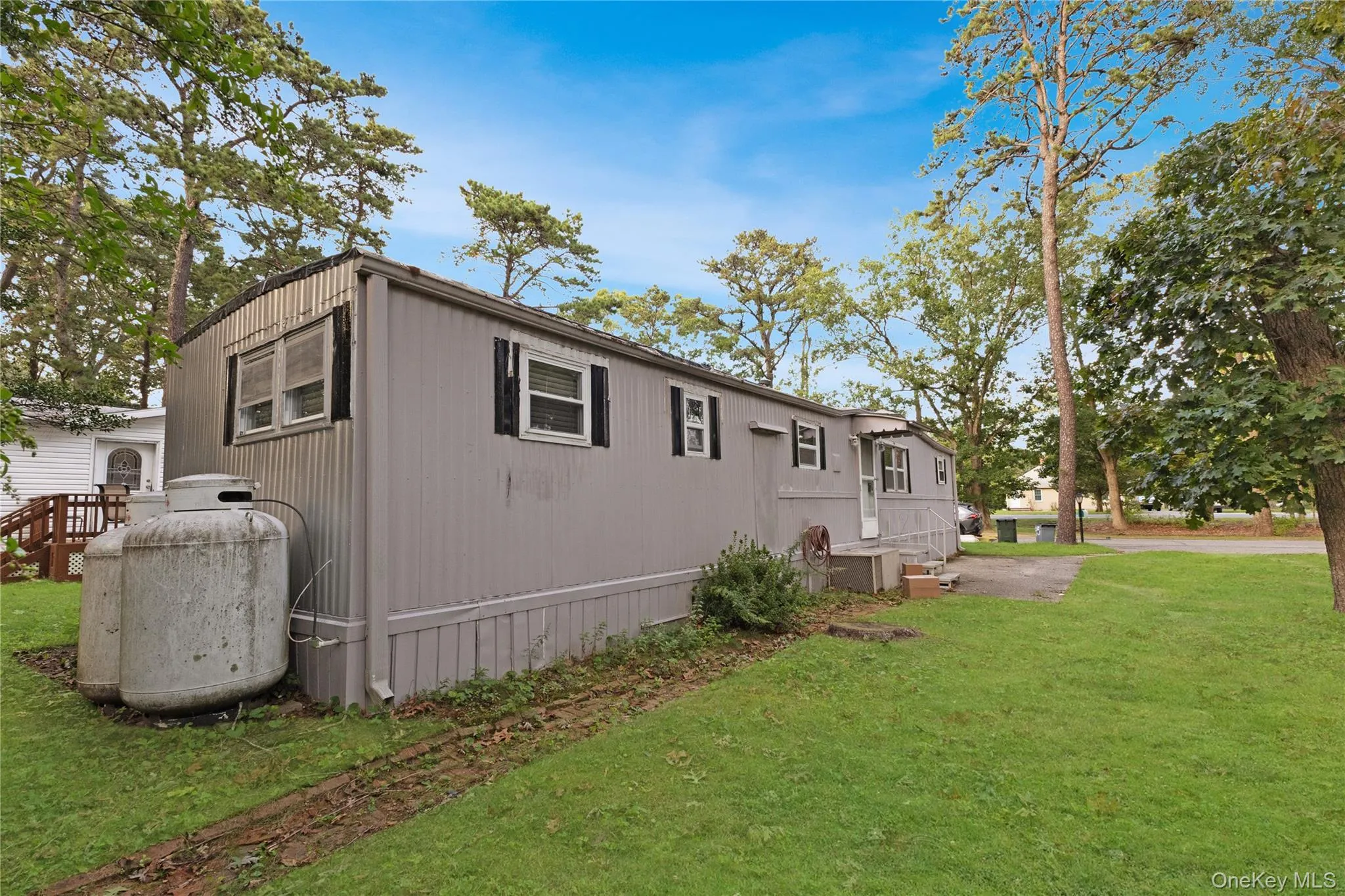 525 Riverleigh Avenue, Riverhead, NY, 2 Bedrooms Bedrooms, 4 Rooms Rooms,1 BathroomBathrooms,Residential,For Rent,Riverleigh,0,1056845 525 Riverleigh Avenue, Riverhead, NY, 2 Bedrooms Bedrooms, 4 Rooms Rooms,1 BathroomBathrooms,Residential,For Rent,Riverleigh,0,1056845