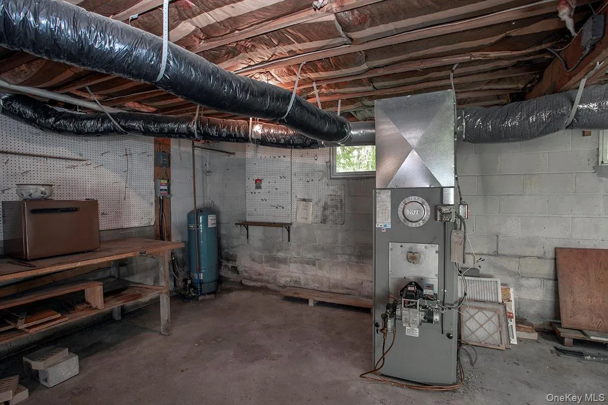 401 Dover Road, Pawling, NY, 2 Bedrooms Bedrooms, 4 Rooms Rooms,1 BathroomBathrooms,Residential,For Rent,Dover,0,1056846 401 Dover Road, Pawling, NY, 2 Bedrooms Bedrooms, 4 Rooms Rooms,1 BathroomBathrooms,Residential,For Rent,Dover,0,1056846
