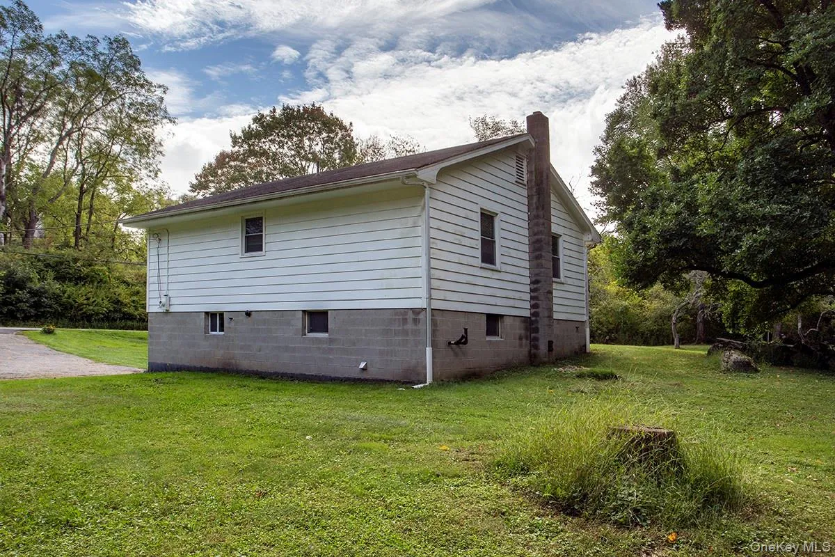 401 Dover Road, Pawling, NY, 2 Bedrooms Bedrooms, 4 Rooms Rooms,1 BathroomBathrooms,Residential,For Rent,Dover,0,1056846 401 Dover Road, Pawling, NY, 2 Bedrooms Bedrooms, 4 Rooms Rooms,1 BathroomBathrooms,Residential,For Rent,Dover,0,1056846