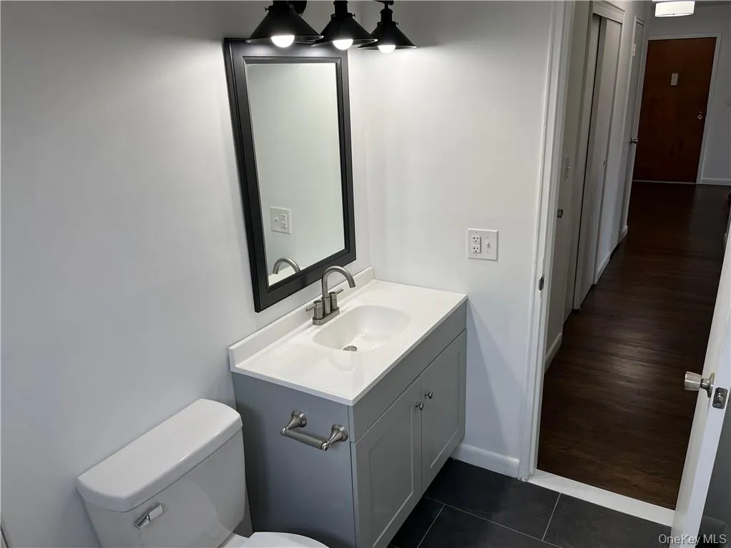810 Blooming Grove Turnpike, New Windsor, NY, 1 Bedroom Bedrooms, 4 Room Rooms,1 BathroomBathrooms,Residential Lease,For Rent,Blooming Grove,0,1056847 810 Blooming Grove Turnpike, New Windsor, NY, 1 Bedroom Bedrooms, 4 Room Rooms,1 BathroomBathrooms,Residential Lease,For Rent,Blooming Grove,0,1056847