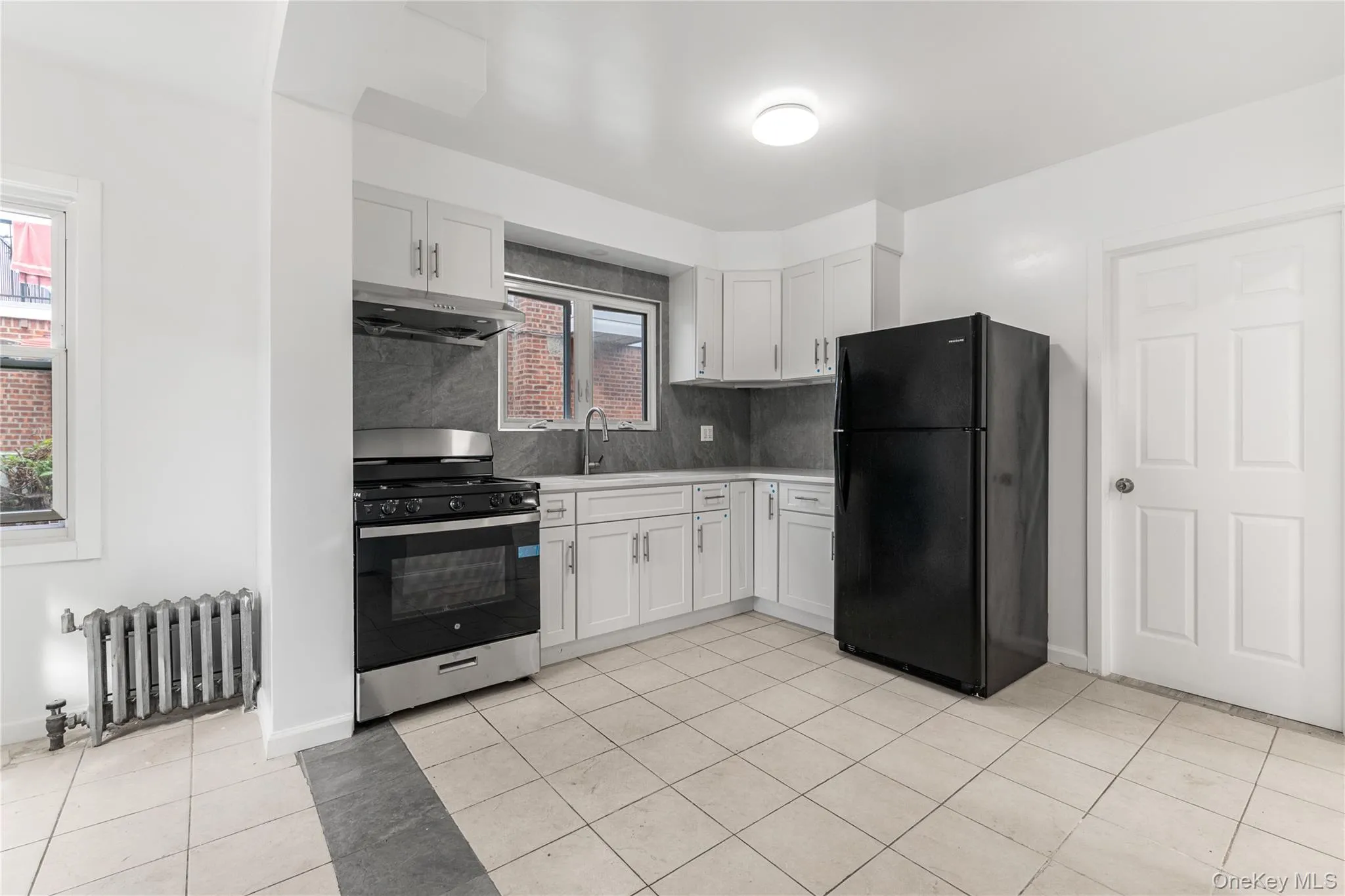 4554 172nd Street, New York, NY, 4 Bedrooms Bedrooms, 6 Rooms Rooms,2 BathroomsBathrooms,Residential,For Rent,172nd,0,1056848 4554 172nd Street, New York, NY, 4 Bedrooms Bedrooms, 6 Rooms Rooms,2 BathroomsBathrooms,Residential,For Rent,172nd,0,1056848