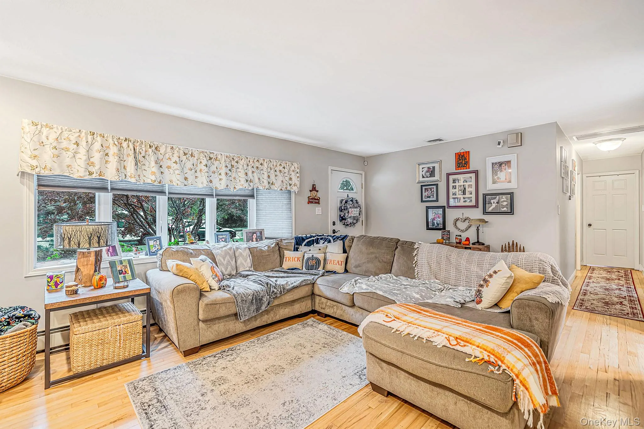 3 Putter Lane, Brookhaven, NY, 4 Bedrooms Bedrooms, 8 Rooms Rooms,3 BathroomsBathrooms,Residential,For Rent,Putter,0,1056849 3 Putter Lane, Brookhaven, NY, 4 Bedrooms Bedrooms, 8 Rooms Rooms,3 BathroomsBathrooms,Residential,For Rent,Putter,0,1056849