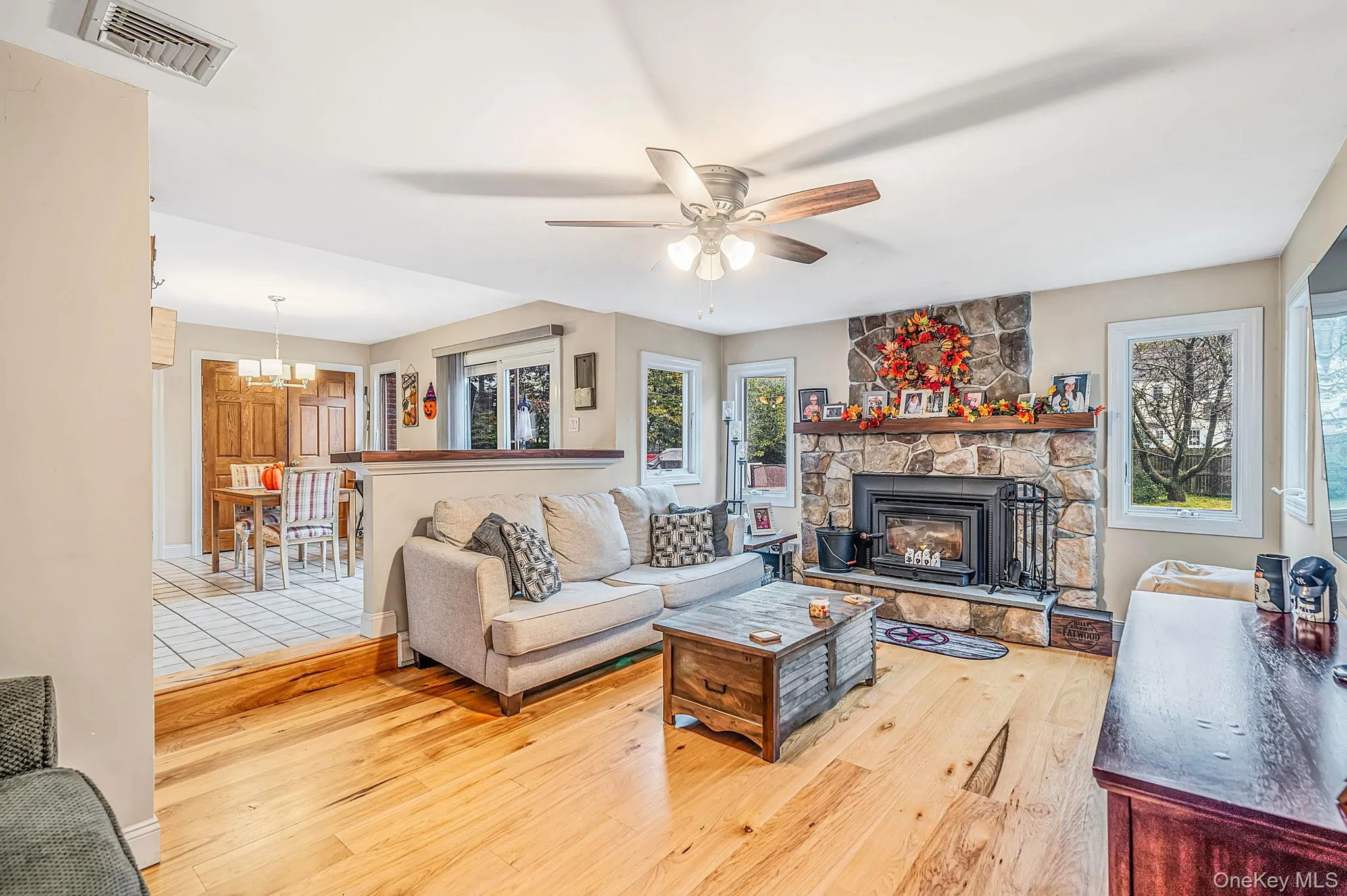 3 Putter Lane, Brookhaven, NY, 4 Bedrooms Bedrooms, 8 Rooms Rooms,3 BathroomsBathrooms,Residential,For Rent,Putter,0,1056849 3 Putter Lane, Brookhaven, NY, 4 Bedrooms Bedrooms, 8 Rooms Rooms,3 BathroomsBathrooms,Residential,For Rent,Putter,0,1056849