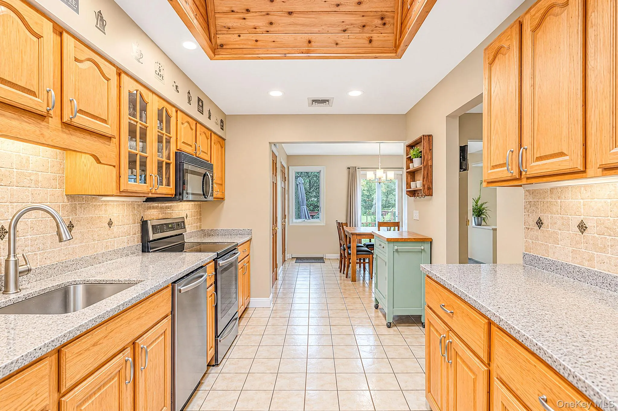 3 Putter Lane, Brookhaven, NY, 4 Bedrooms Bedrooms, 8 Rooms Rooms,3 BathroomsBathrooms,Residential,For Rent,Putter,0,1056849 3 Putter Lane, Brookhaven, NY, 4 Bedrooms Bedrooms, 8 Rooms Rooms,3 BathroomsBathrooms,Residential,For Rent,Putter,0,1056849