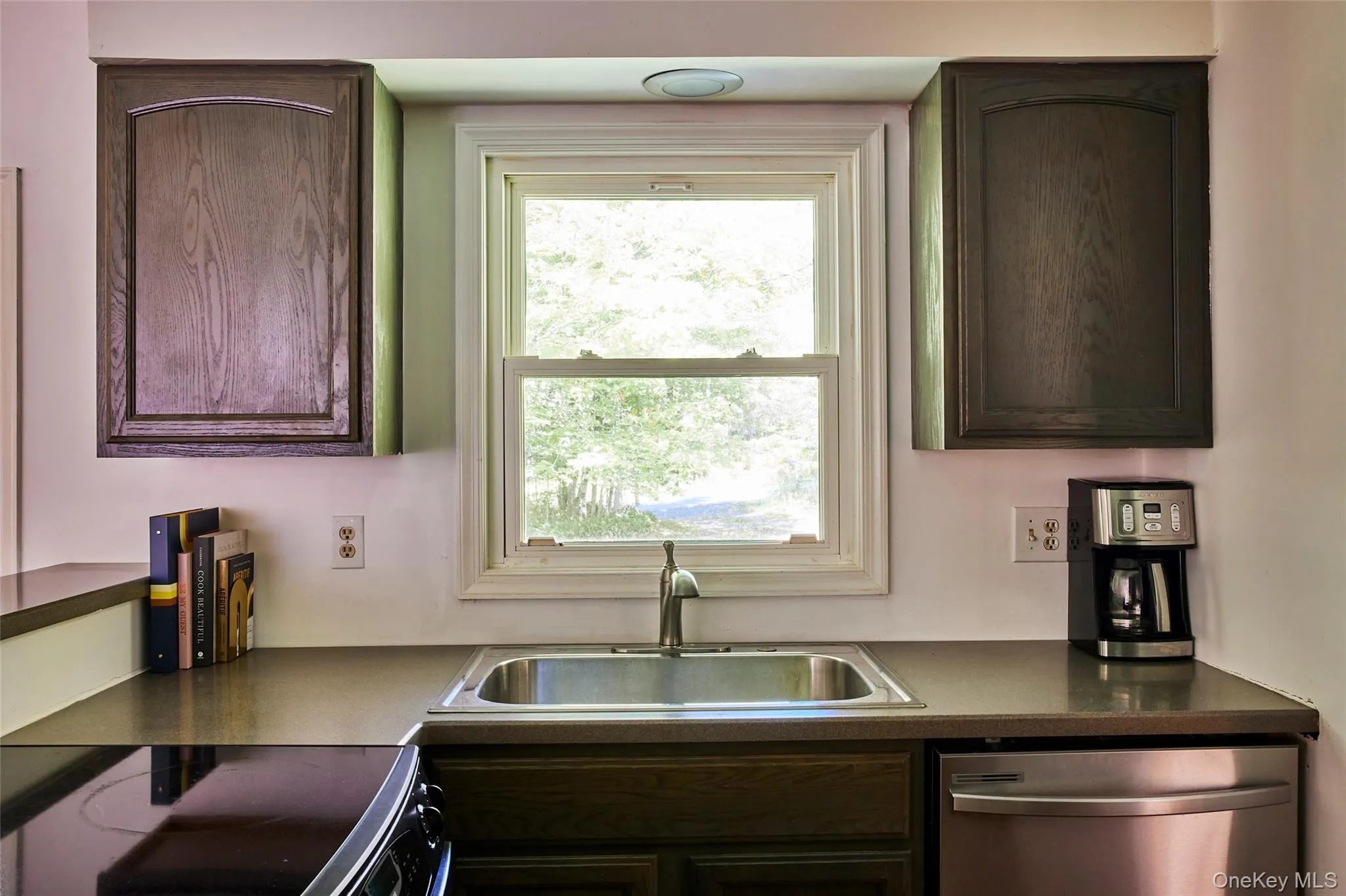452 White Roe Lake Road, Rockland, NY, 3 Bedrooms Bedrooms, 7 Rooms Rooms,2 BathroomsBathrooms,Residential,For Rent,White Roe Lake,0,1056852 452 White Roe Lake Road, Rockland, NY, 3 Bedrooms Bedrooms, 7 Rooms Rooms,2 BathroomsBathrooms,Residential,For Rent,White Roe Lake,0,1056852