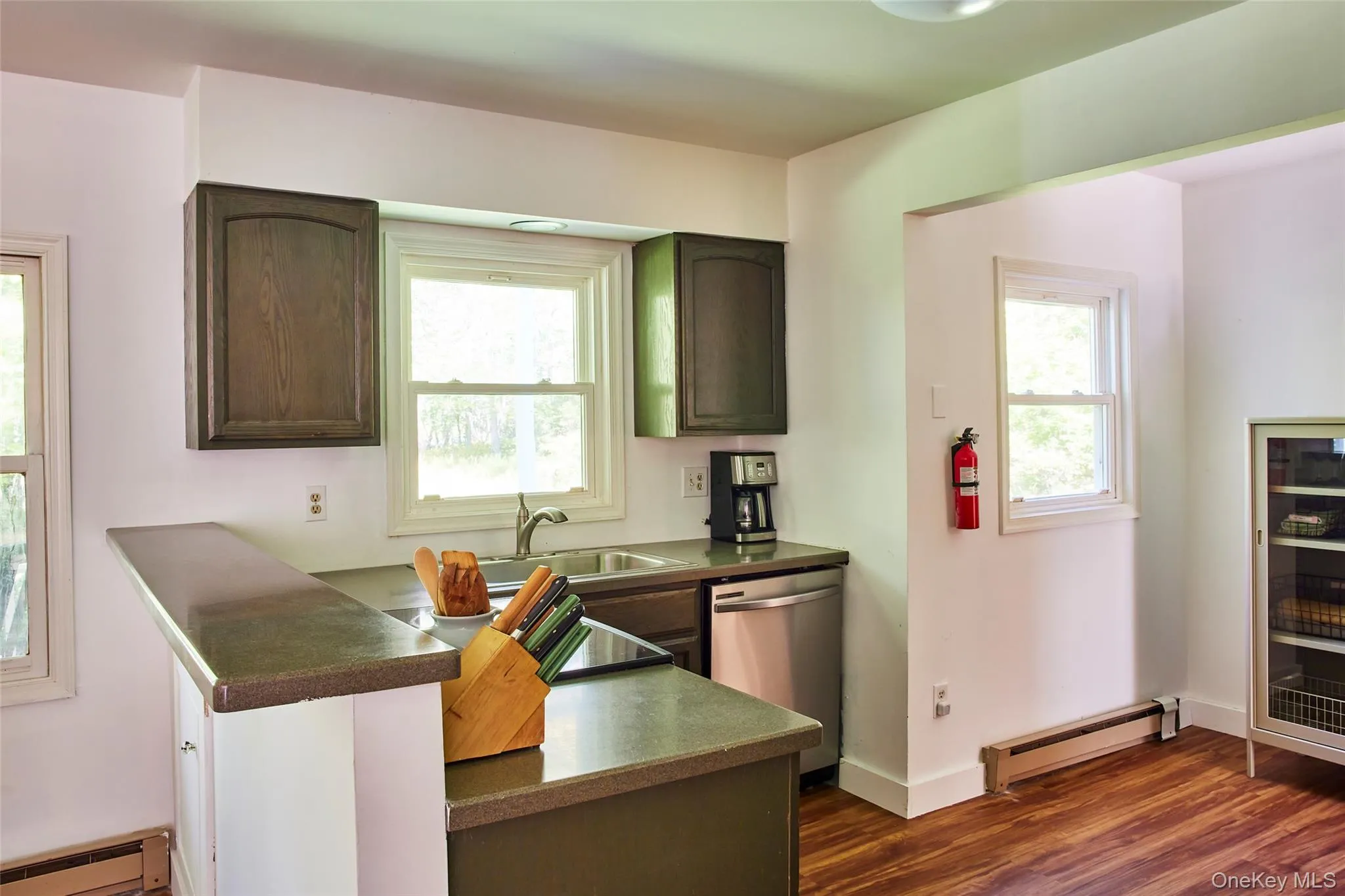 452 White Roe Lake Road, Rockland, NY, 3 Bedrooms Bedrooms, 7 Rooms Rooms,2 BathroomsBathrooms,Residential,For Rent,White Roe Lake,0,1056852 452 White Roe Lake Road, Rockland, NY, 3 Bedrooms Bedrooms, 7 Rooms Rooms,2 BathroomsBathrooms,Residential,For Rent,White Roe Lake,0,1056852