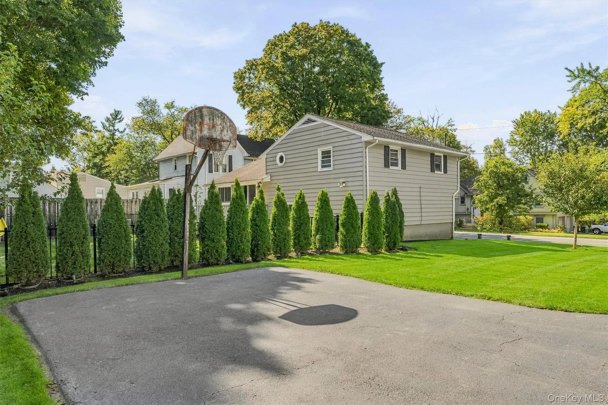 37 Lenox Avenue, Clarkstown, NY, 3 Bedrooms Bedrooms, 8 Rooms Rooms,1 BathroomBathrooms,Residential,For Rent,Lenox,0,1056855 37 Lenox Avenue, Clarkstown, NY, 3 Bedrooms Bedrooms, 8 Rooms Rooms,1 BathroomBathrooms,Residential,For Rent,Lenox,0,1056855